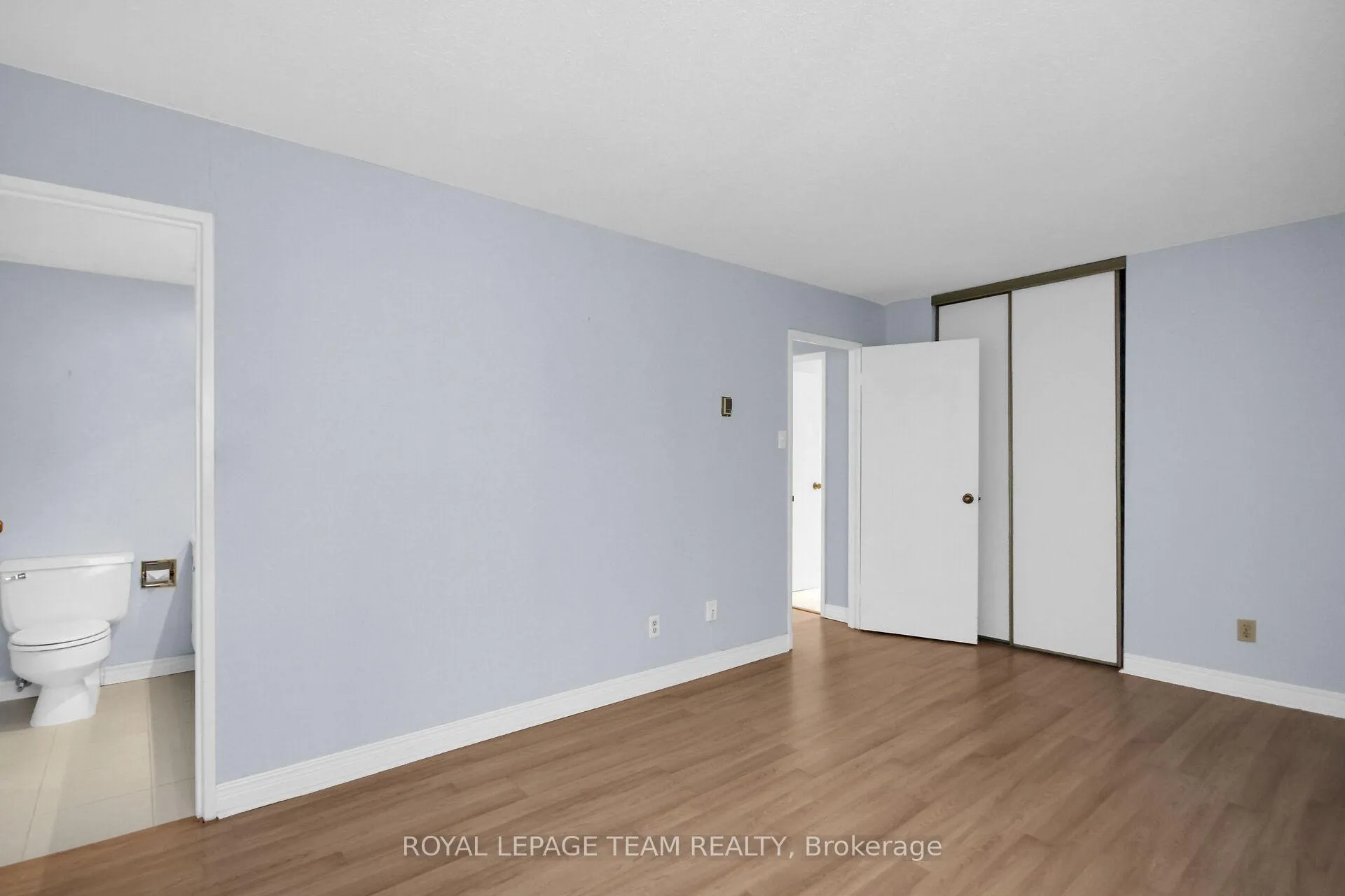 Photo 19 of Unit 912, 1485 Baseline Road, Ottawa, Copeland Park — HOMEH