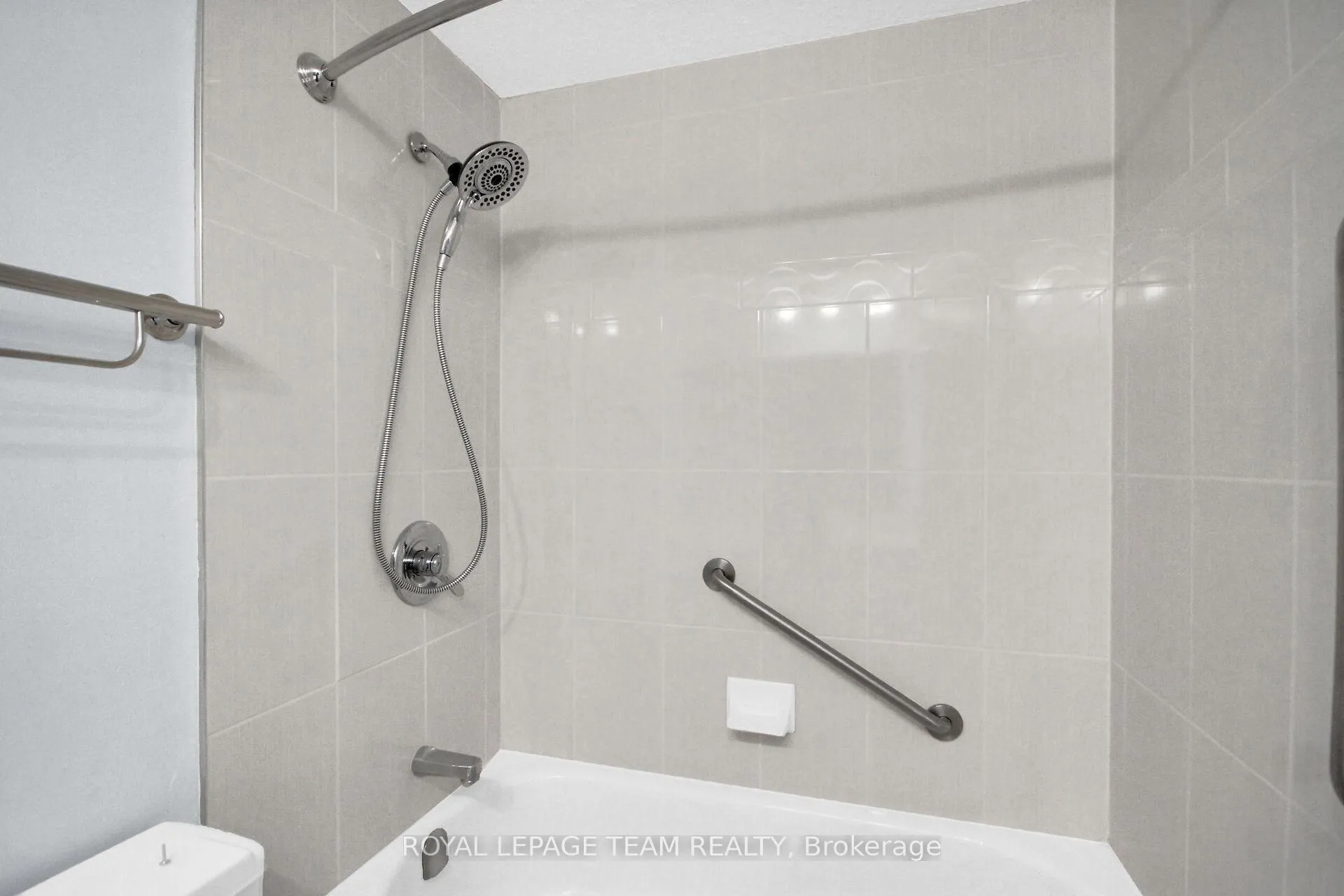 Photo 28 of Unit 912, 1485 Baseline Road, Ottawa, Copeland Park — HOMEH