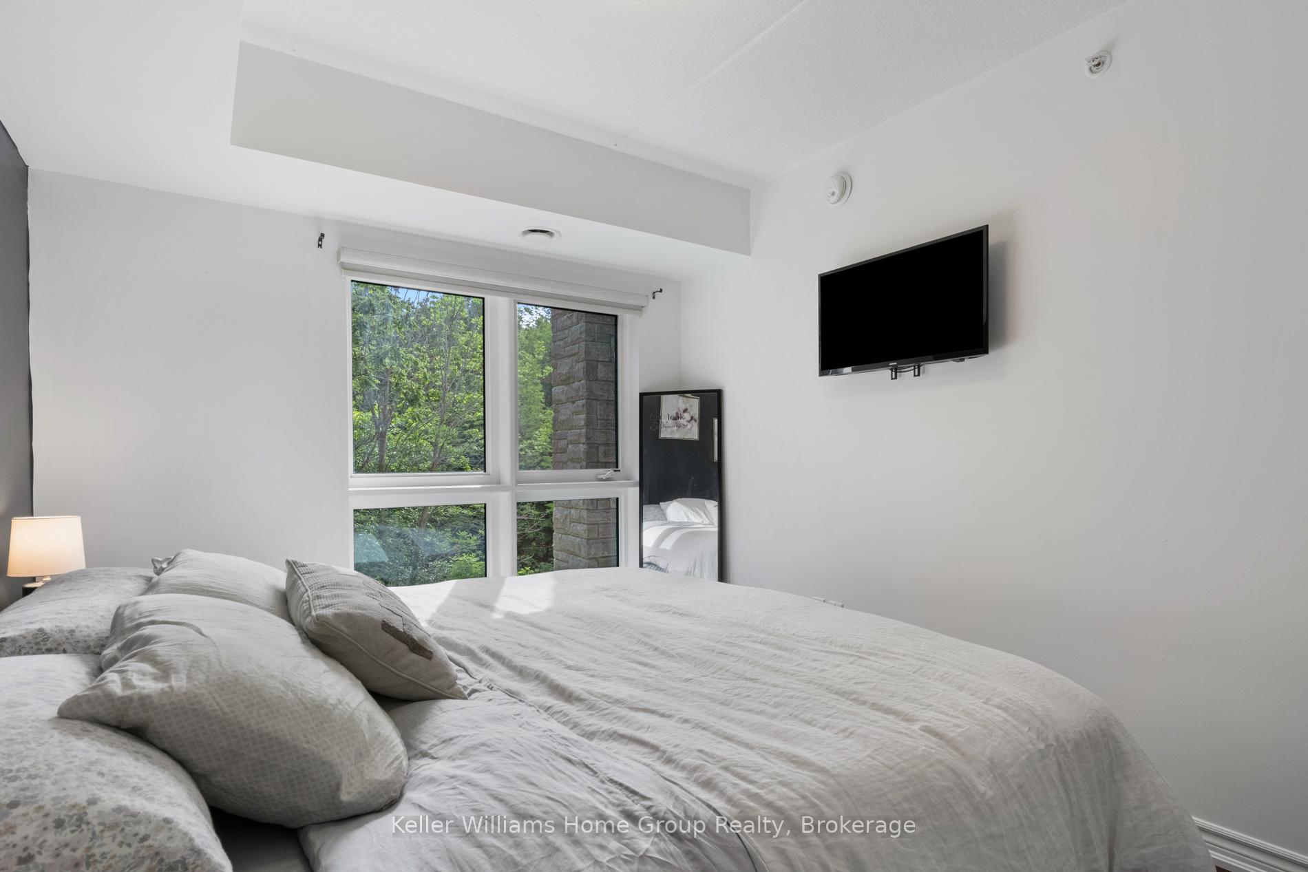 Photo 7 of Unit 203, 50 Bryan Court, Kitchener, Grand River South — HOMEH