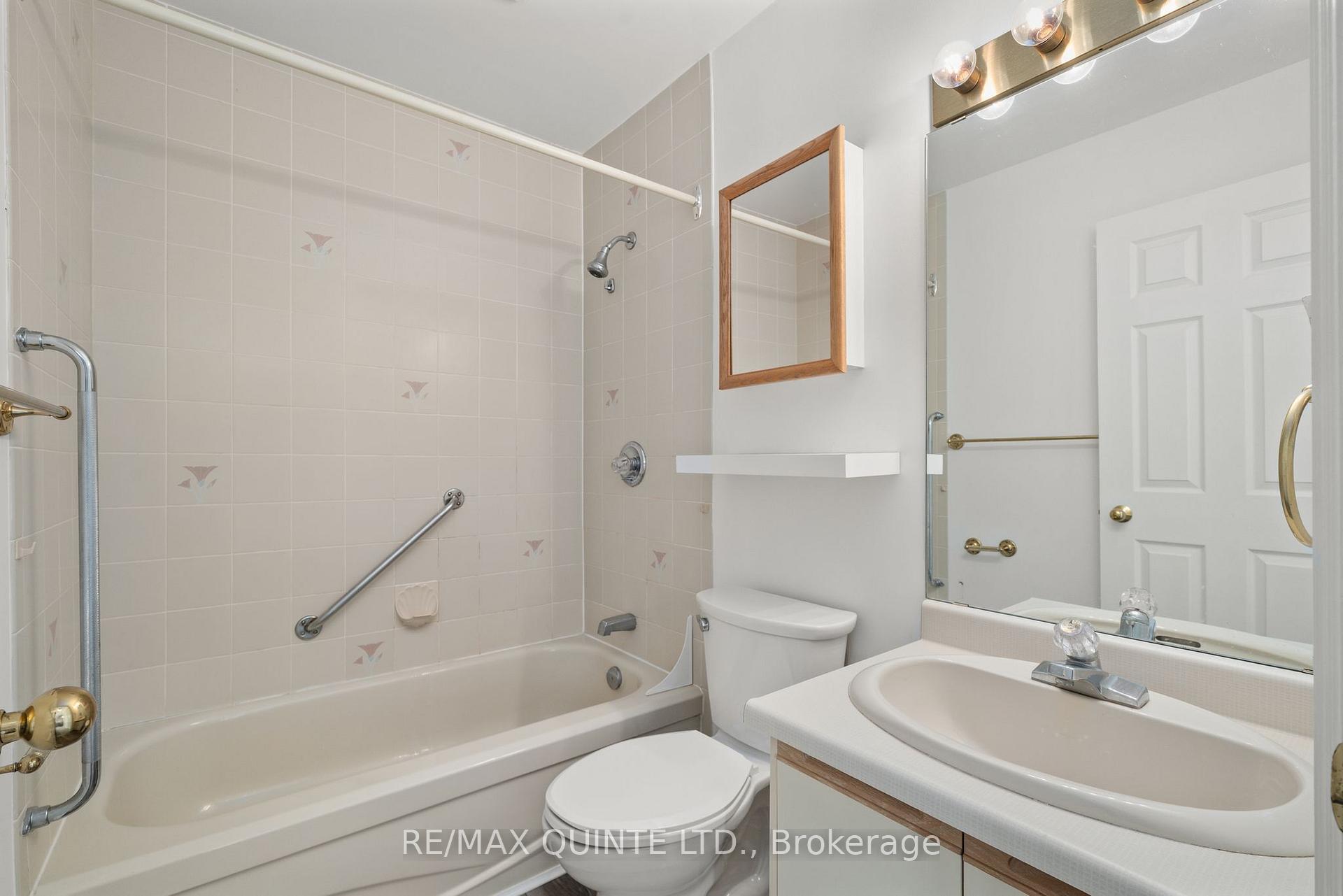 Photo 24 of Unit 30, 31 Keegan Parkway, Belleville, Belleville Ward — HOMEH