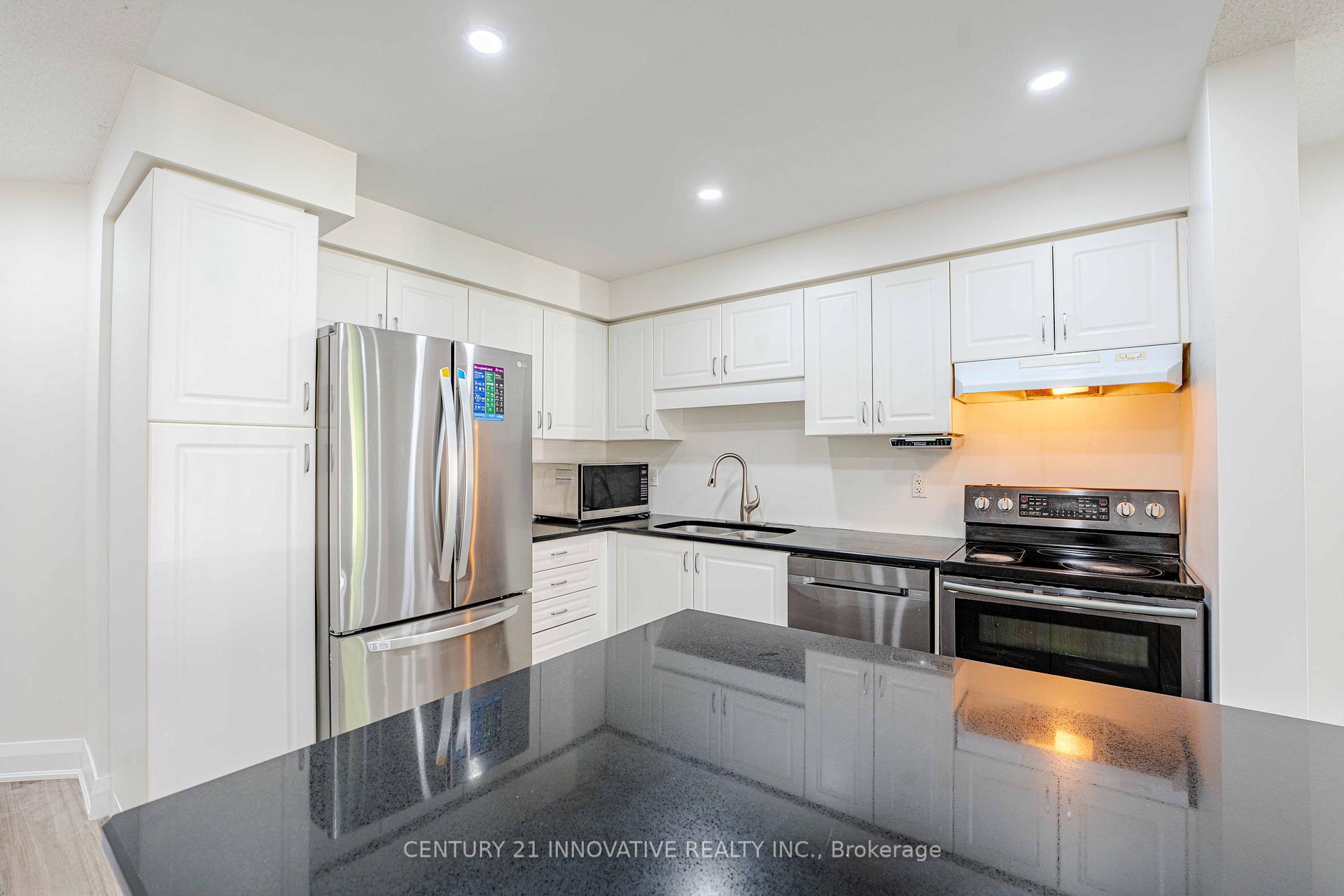 Photo 6 of 34 Revell Drive, Guelph, Clairfields/Hanlon Business Park — HOMEH