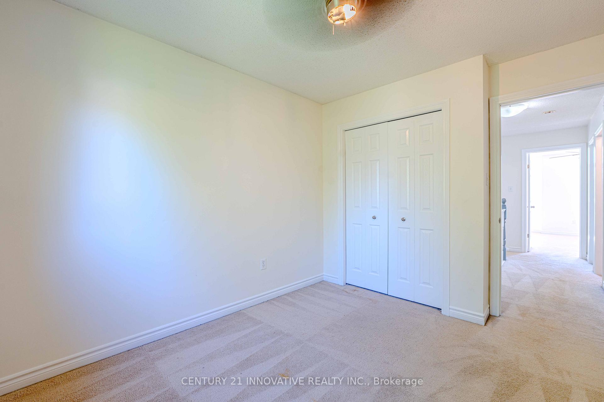 Photo 17 of 34 Revell Drive, Guelph, Clairfields/Hanlon Business Park — HOMEH
