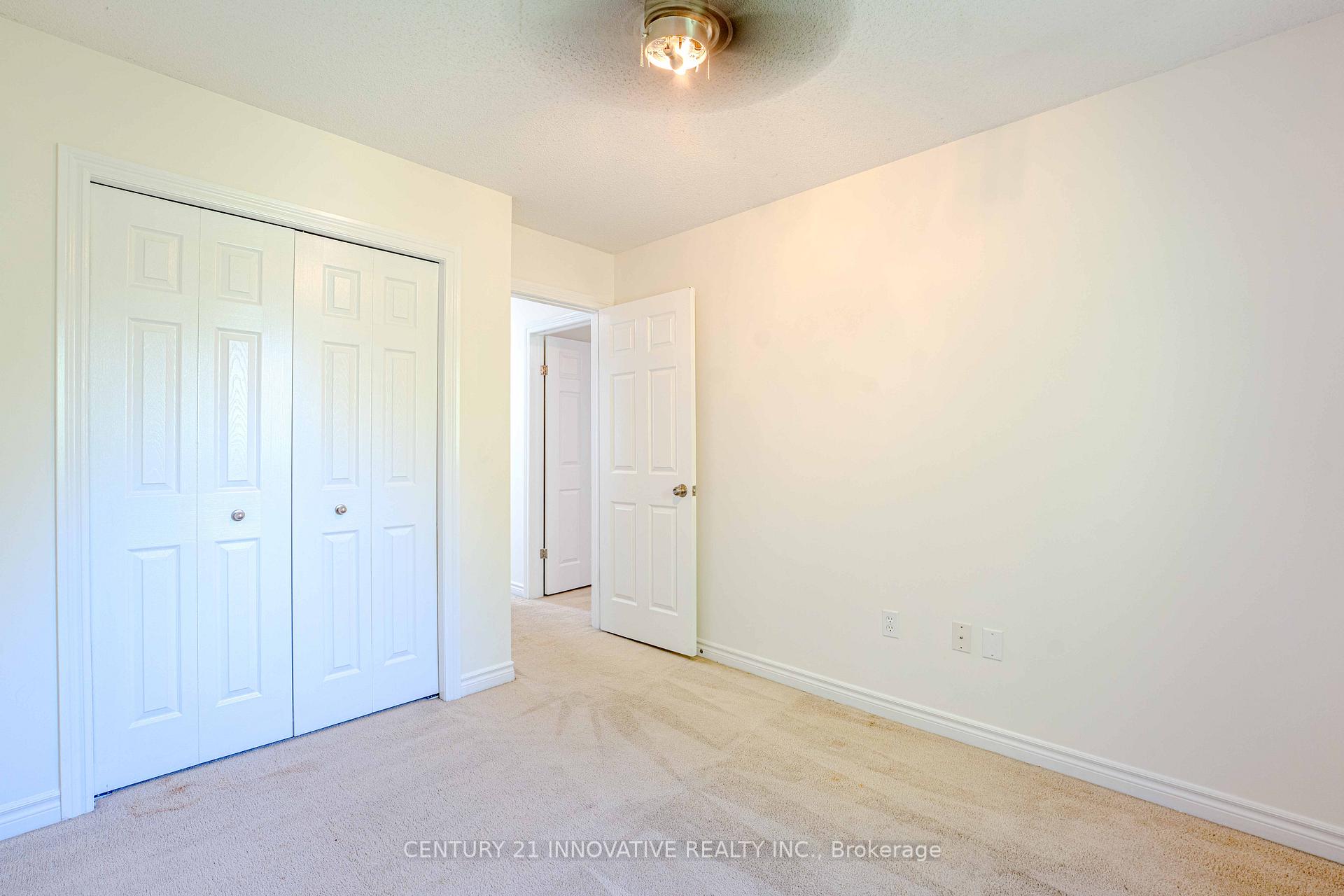 Photo 18 of 34 Revell Drive, Guelph, Clairfields/Hanlon Business Park — HOMEH