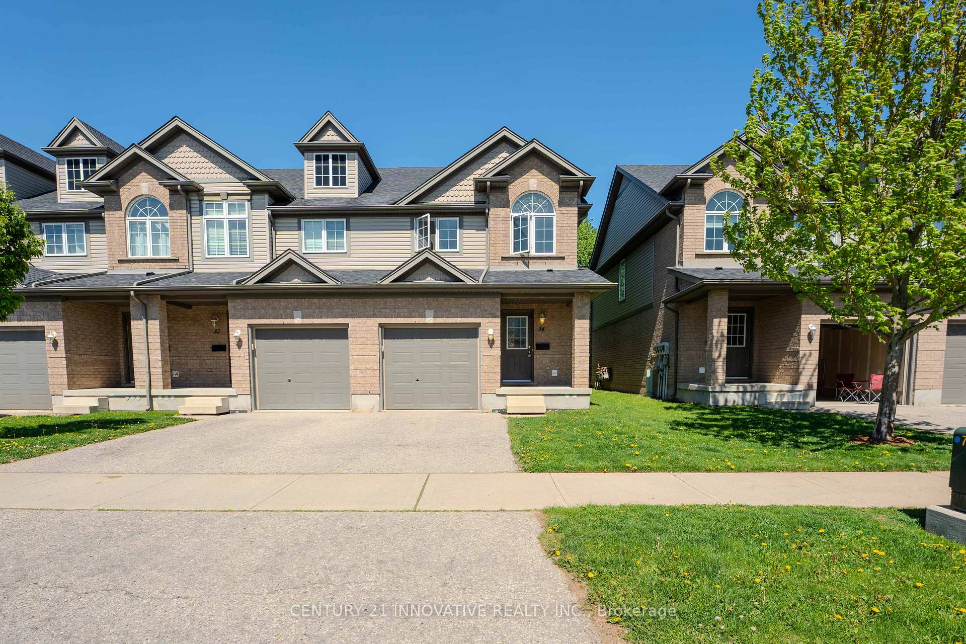 Photo 37 of 34 Revell Drive, Guelph, Clairfields/Hanlon Business Park — HOMEH
