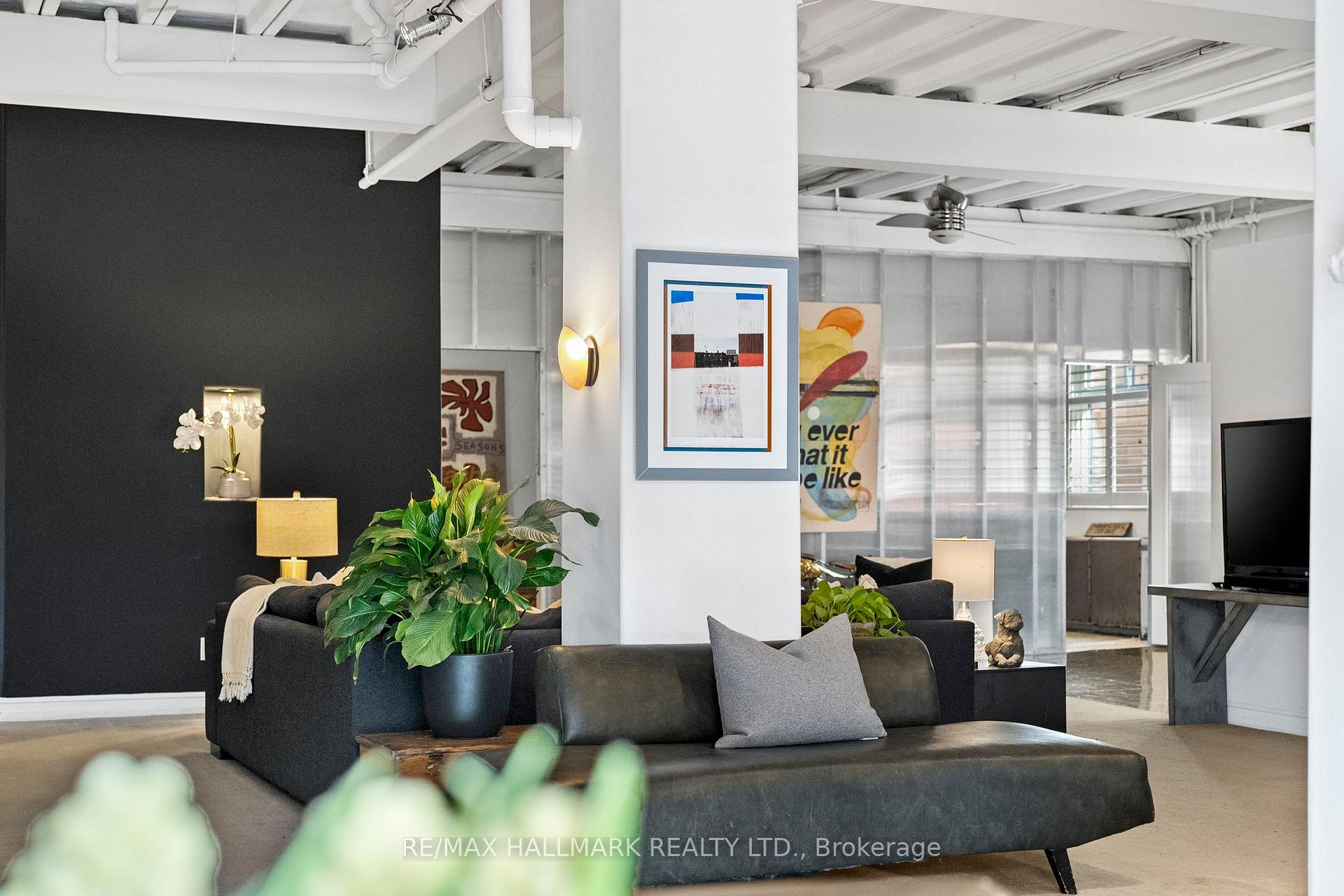 Photo 22 of Unit Loft 2, 2B Minto Street, Toronto, Greenwood-Coxwell — HOMEH