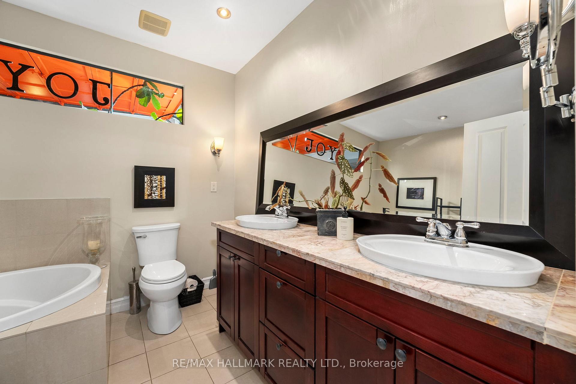 Photo 29 of Unit Loft 2, 2B Minto Street, Toronto, Greenwood-Coxwell — HOMEH