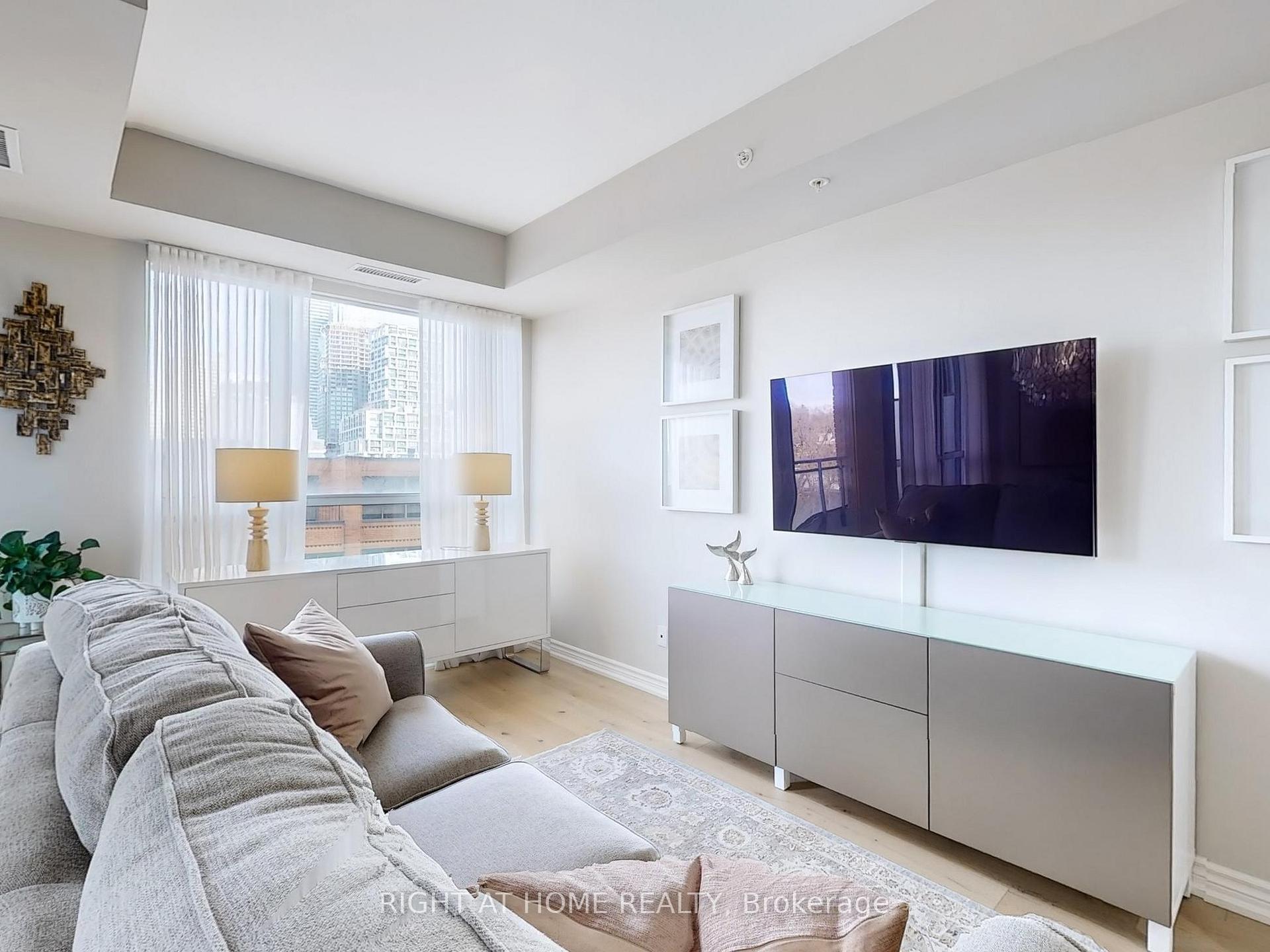 Photo 13 of Unit 418, 23 Glebe Road W, Toronto, Yonge-Eglinton — HOMEH