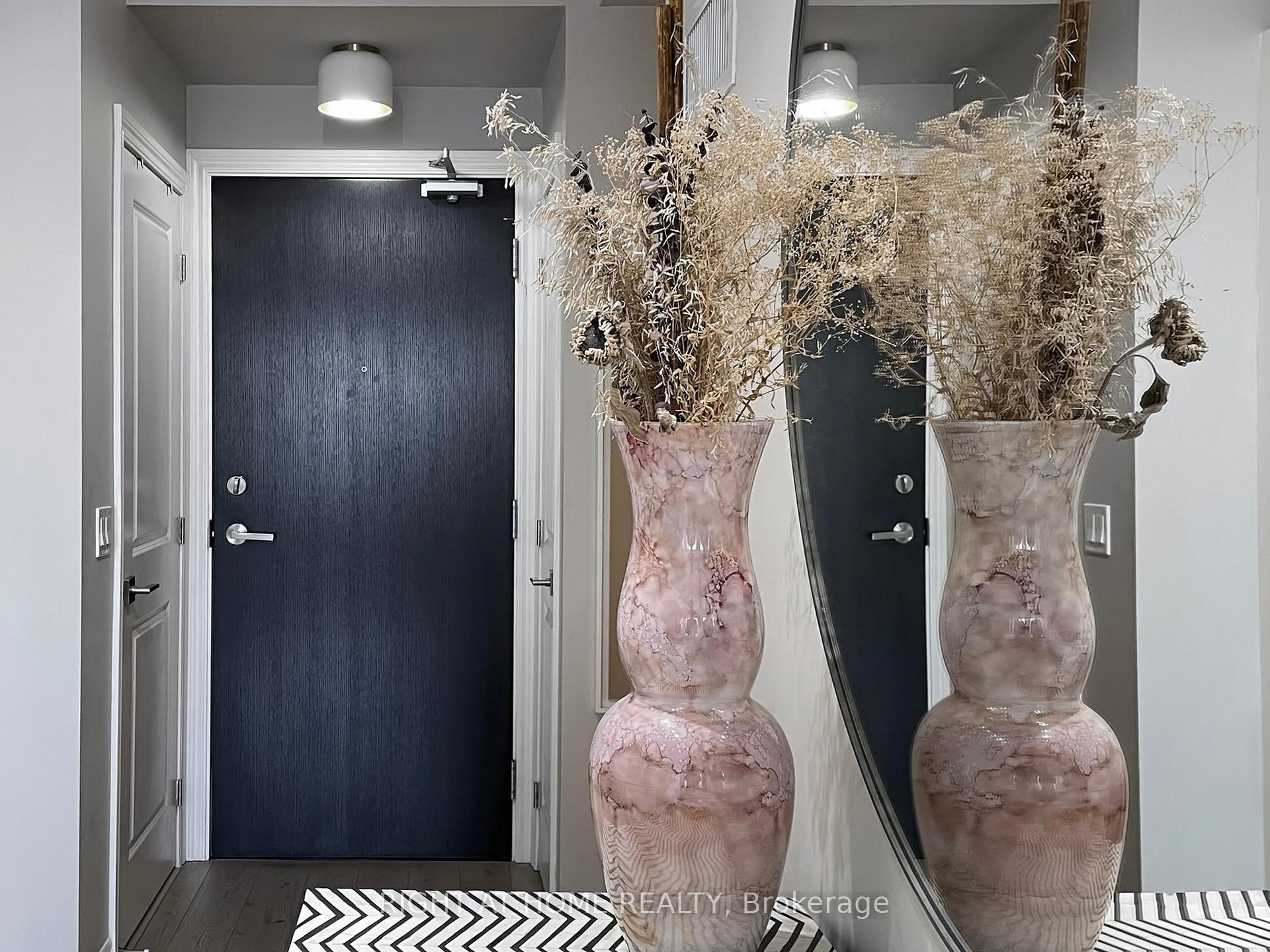 Photo 18 of Unit 418, 23 Glebe Road W, Toronto, Yonge-Eglinton — HOMEH
