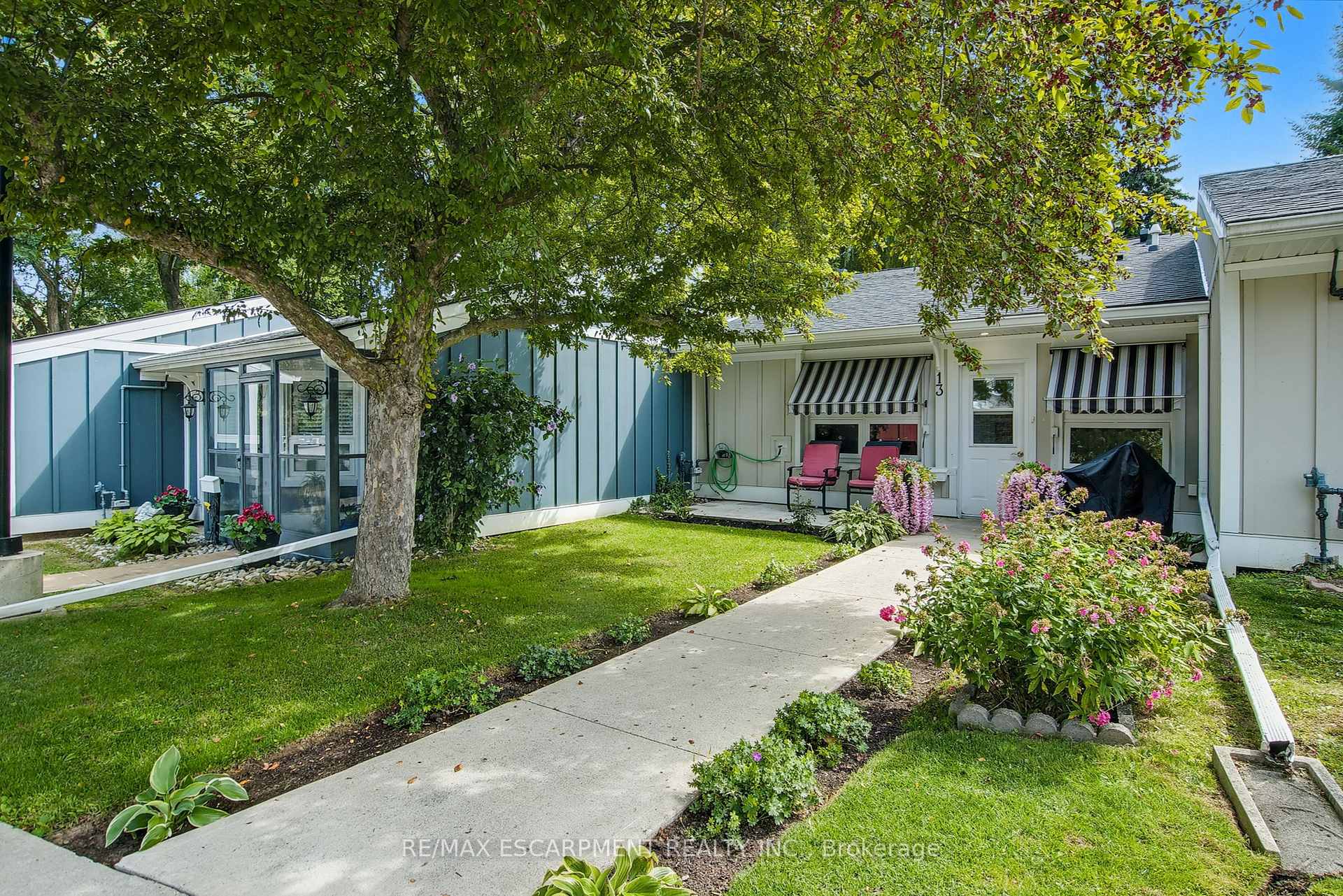 Photo 2 of 13 Sister Varga Terrace, Hamilton, Kennedy — HOMEH