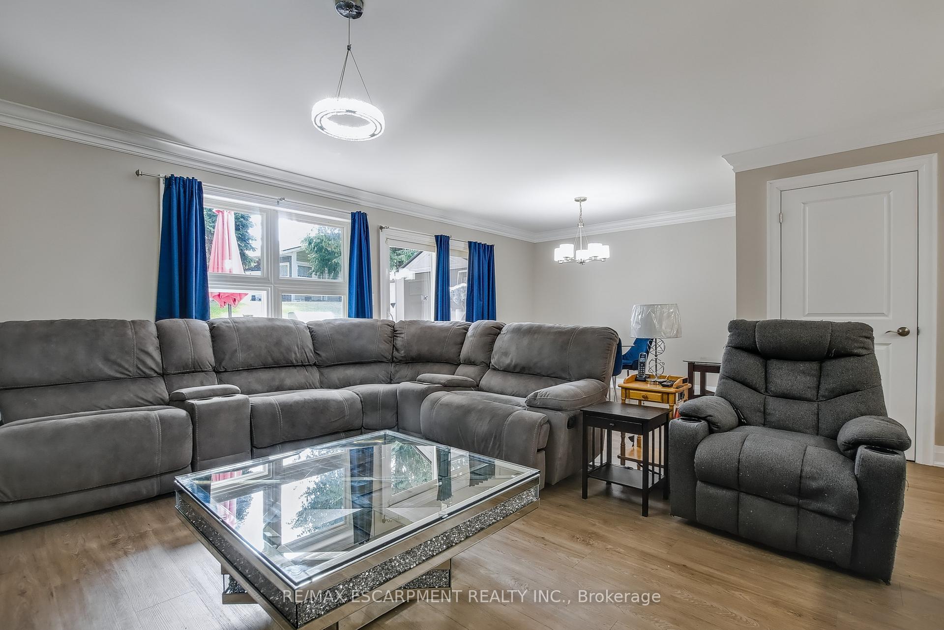 Photo 8 of 13 Sister Varga Terrace, Hamilton, Kennedy — HOMEH