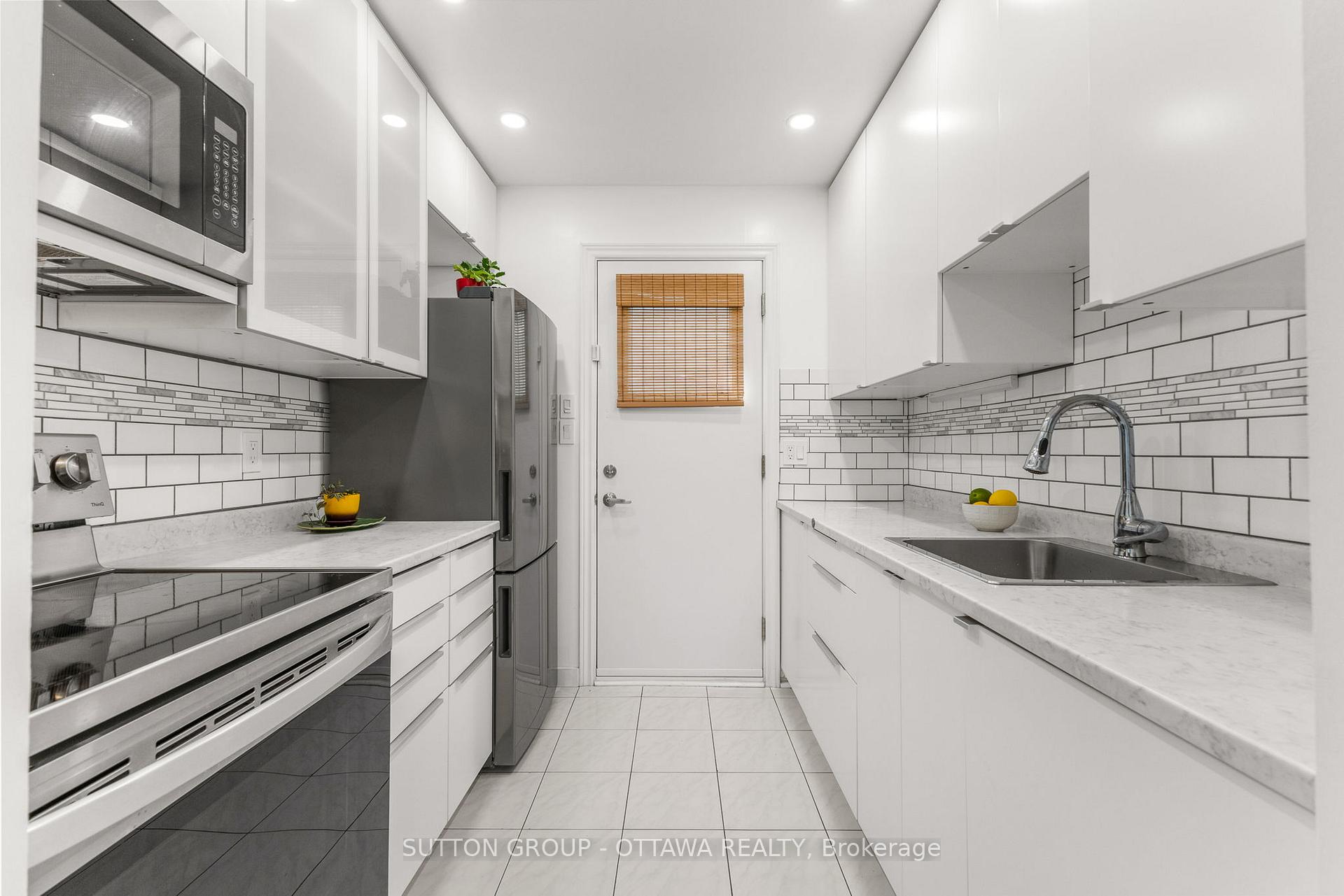 Photo 8 of Unit 86, 86 Renova, Ottawa, Riverview Park — HOMEH