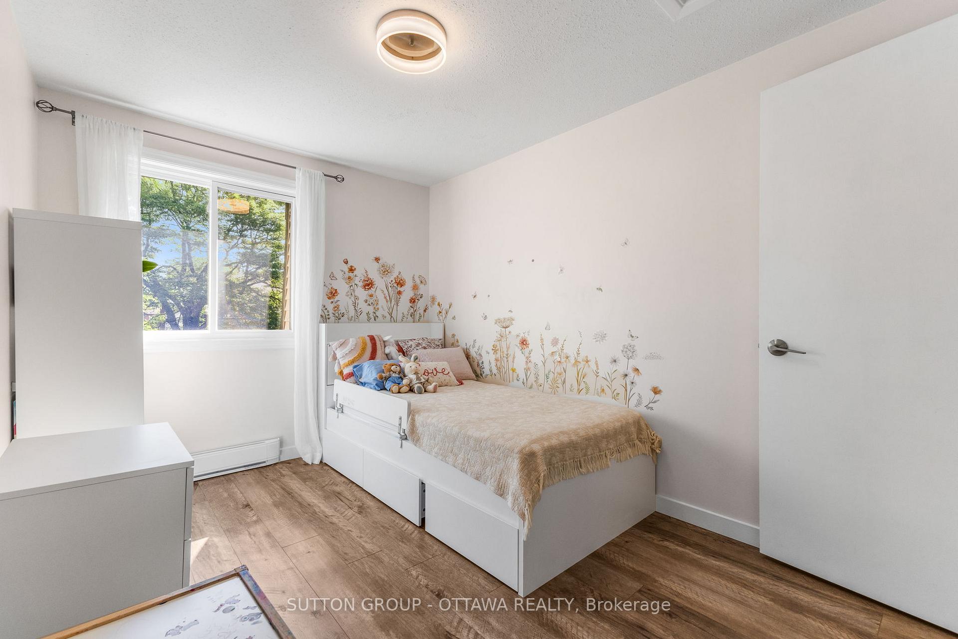 Photo 14 of Unit 86, 86 Renova, Ottawa, Riverview Park — HOMEH
