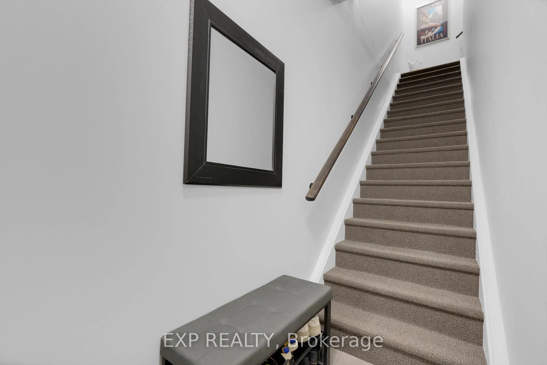 Photo 4 of Unit 112, 600 Alex Gardner Circle, Aurora, Aurora Village — HOMEH