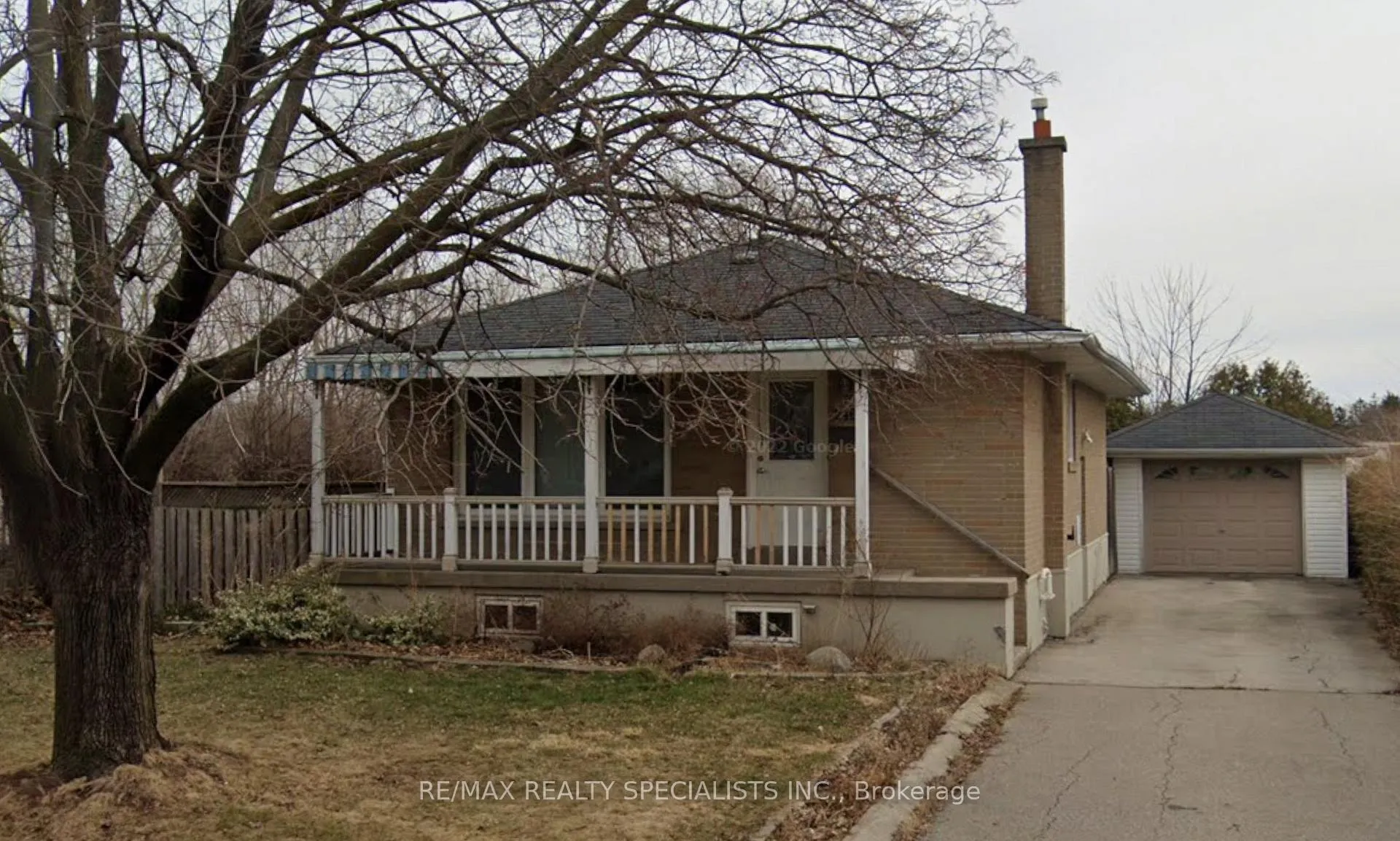 Photo 2 of 240 Weighton Drive, Oakville, West — HOMEH