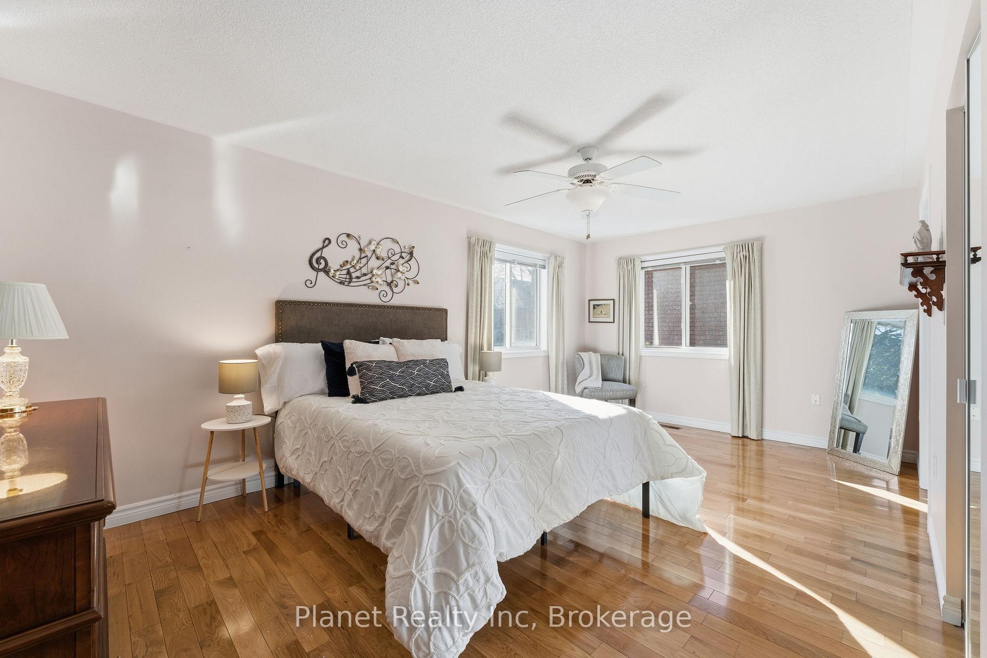 Photo 17 of 2 Sprucehaven Court, Guelph, Village By The Arboretum — HOMEH