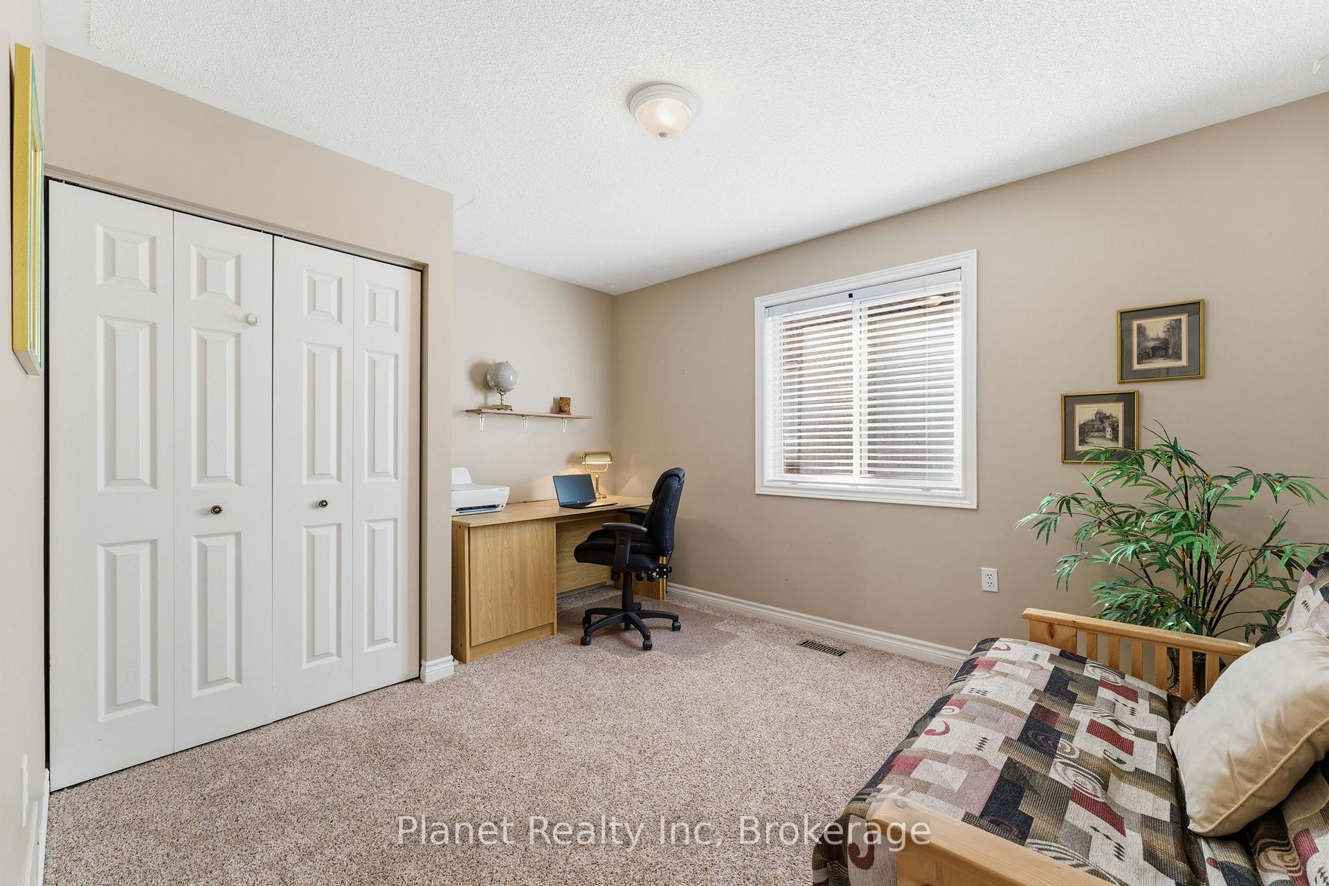 Photo 20 of 2 Sprucehaven Court, Guelph, Village By The Arboretum — HOMEH