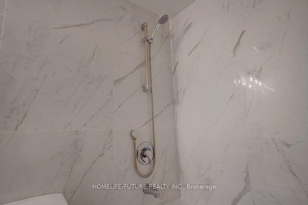 Photo 5 of Unit 1406, 3 Massey Square, Toronto, Crescent Town — HOMEH