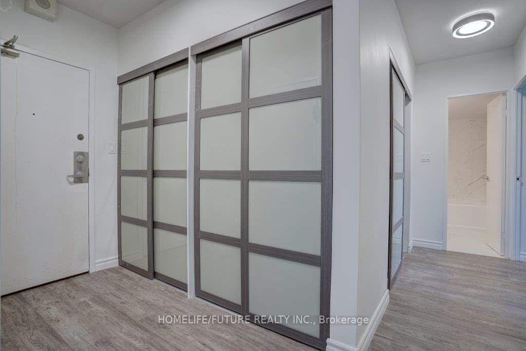 Photo 6 of Unit 1406, 3 Massey Square, Toronto, Crescent Town — HOMEH