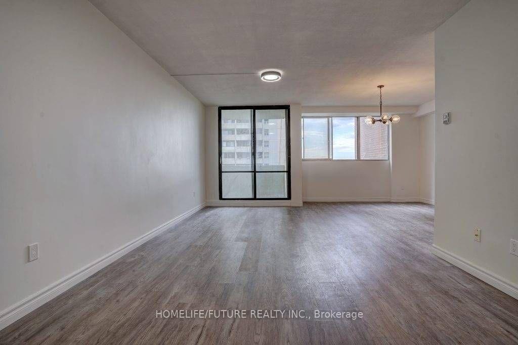 Photo 9 of Unit 1406, 3 Massey Square, Toronto, Crescent Town — HOMEH