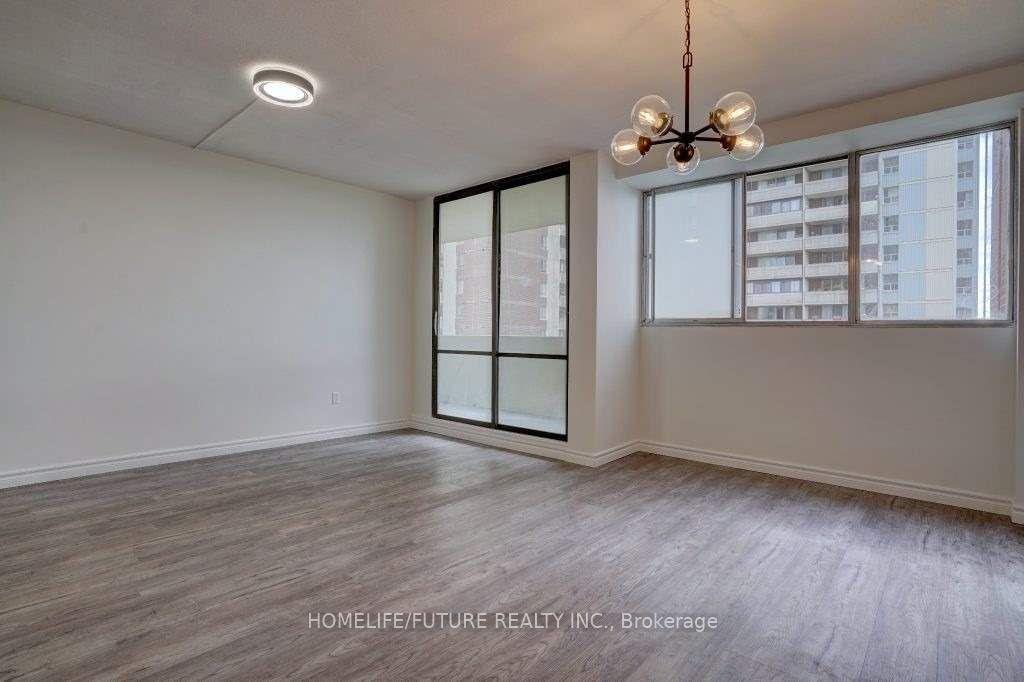 Photo 11 of Unit 1406, 3 Massey Square, Toronto, Crescent Town — HOMEH