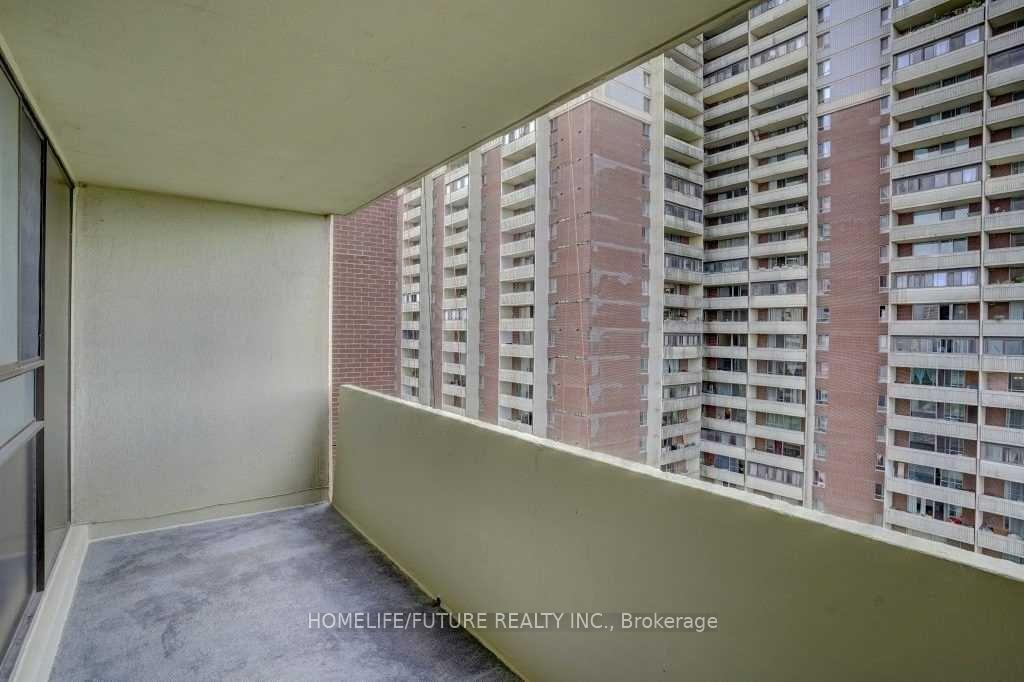 Photo 16 of Unit 1406, 3 Massey Square, Toronto, Crescent Town — HOMEH