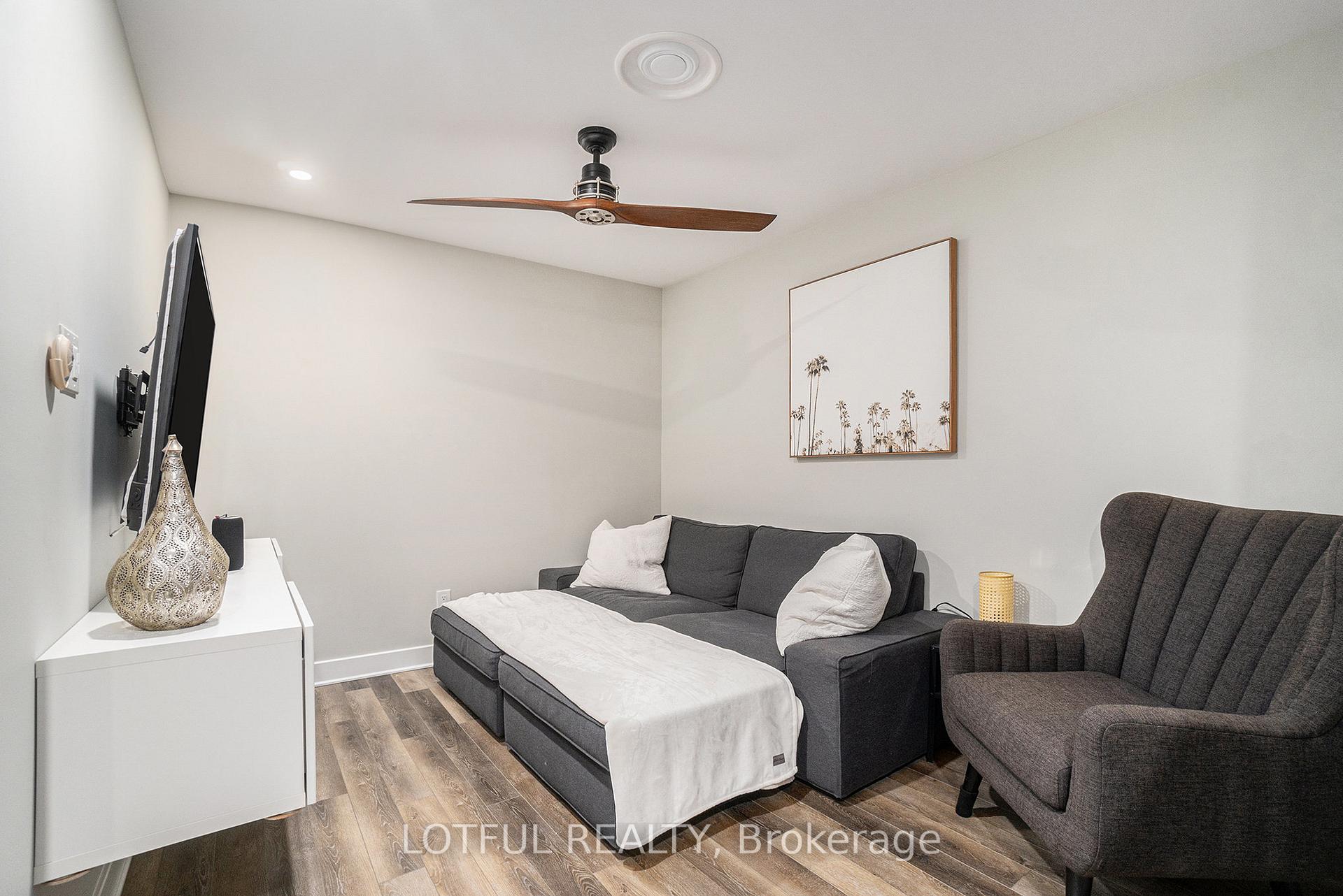 Photo 19 of Unit 34, 534 Crescendo Private, Ottawa, Riverside South/Gloucester Glen — HOMEH
