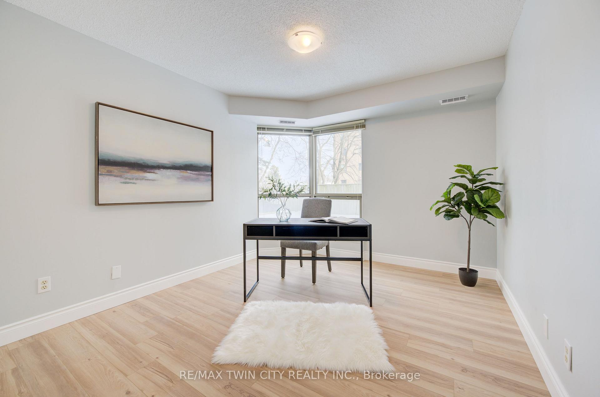 Photo 8 of Unit 108, 3267 King Street E, Kitchener — HOMEH