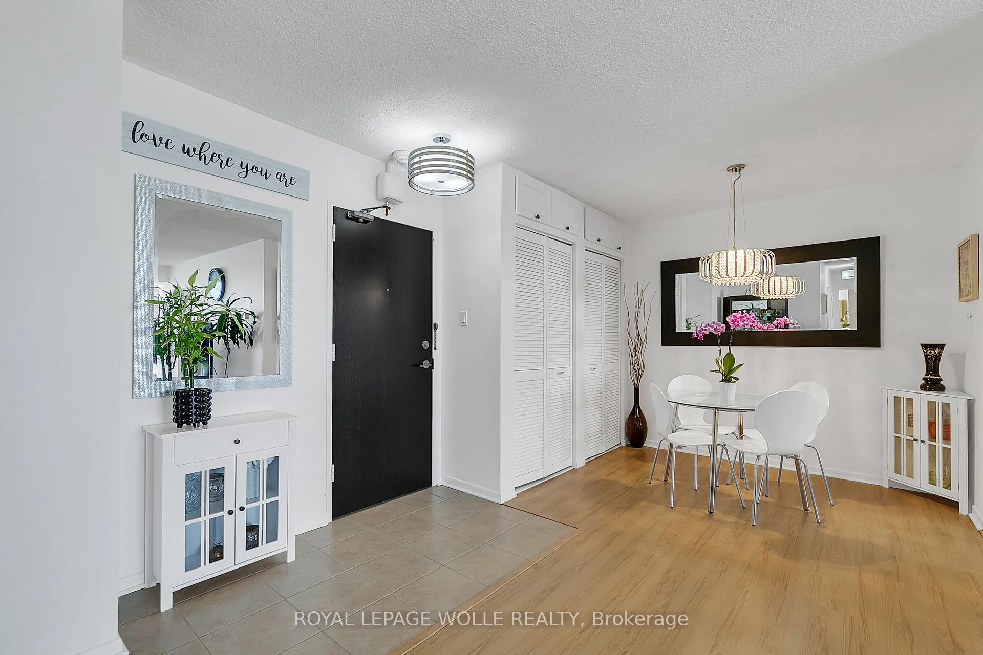 Photo 6 of Unit 702, 81 Church Street, Kitchener — HOMEH