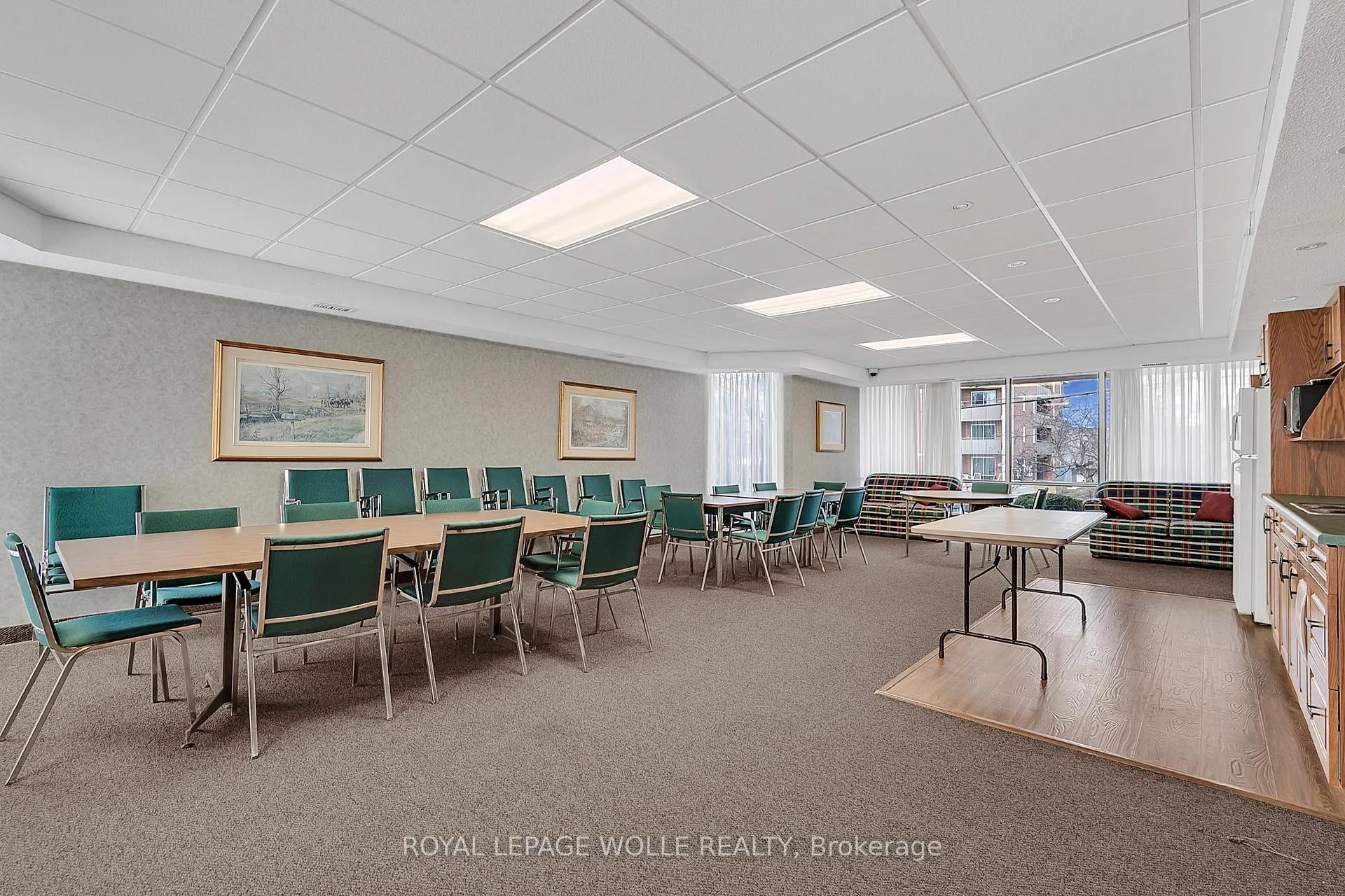 Photo 21 of Unit 702, 81 Church Street, Kitchener — HOMEH