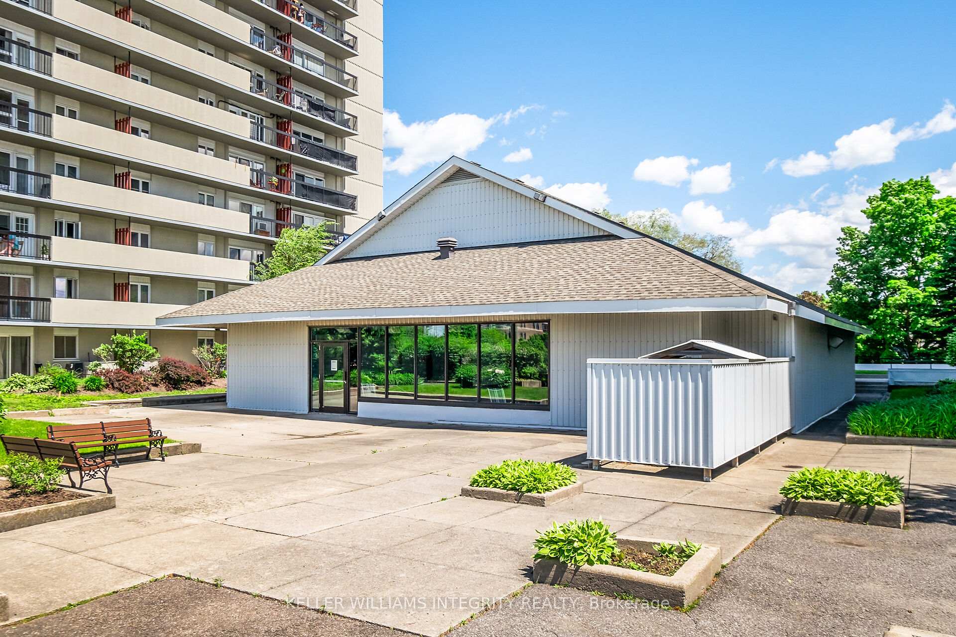Photo 3 of Unit 408, 158A Mcarthur Avenue, Ottawa, Vanier — HOMEH