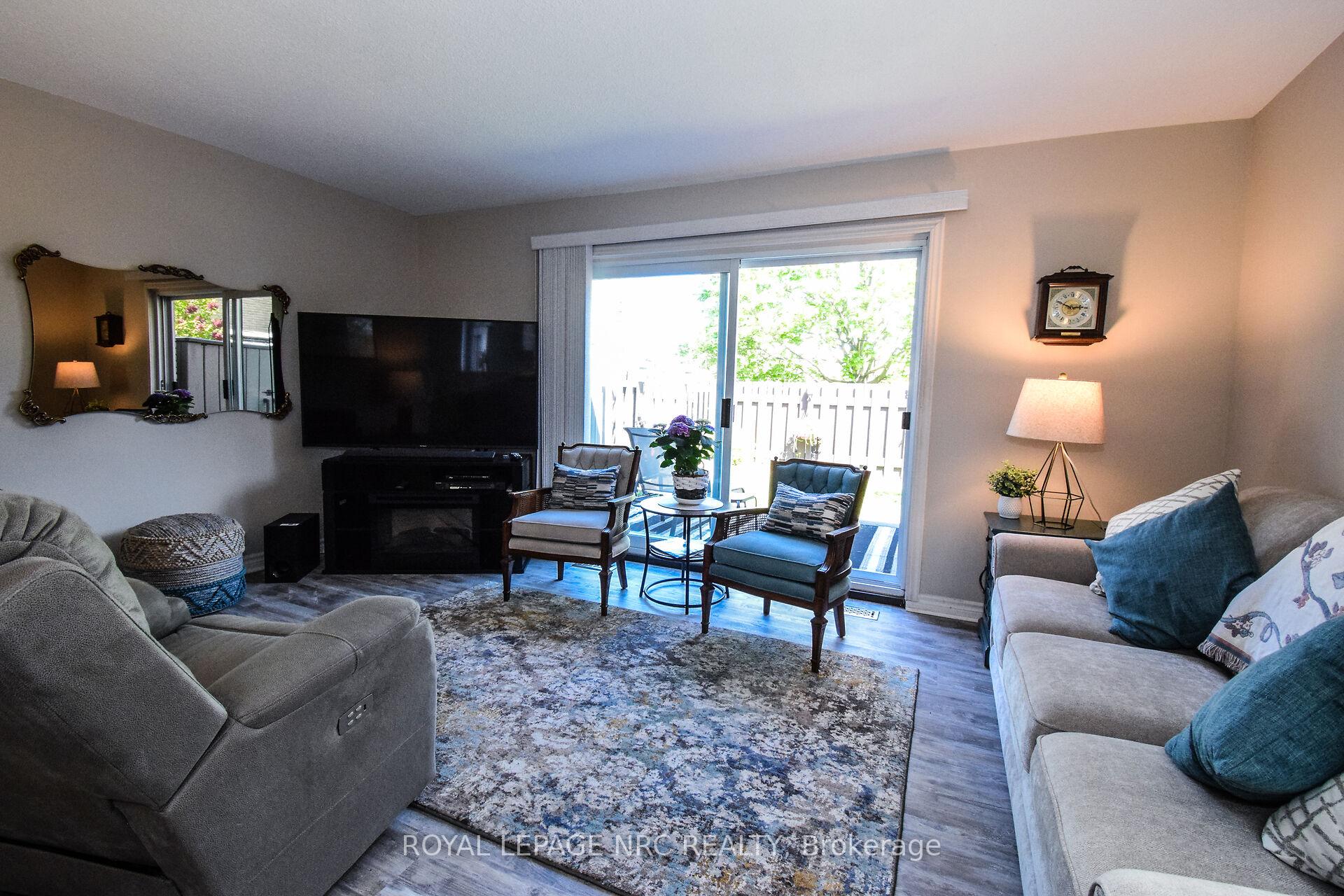 Photo 14 of Unit 9, 50 Lakeshore Road, St. Catharines, Lakeport — HOMEH