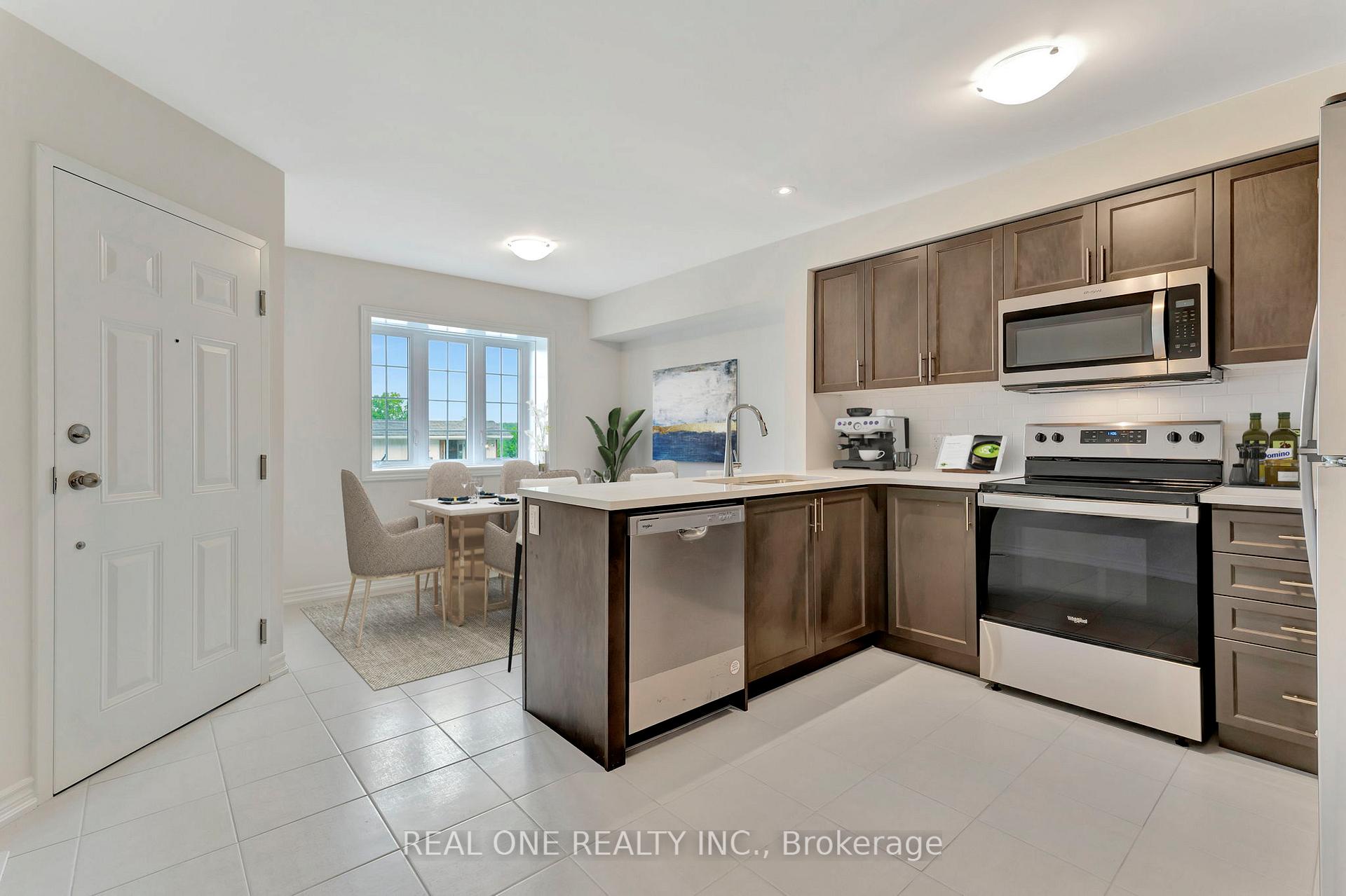 Photo 3 of Unit 26B, 85 Mullin Drive, Guelph, Victoria North — HOMEH