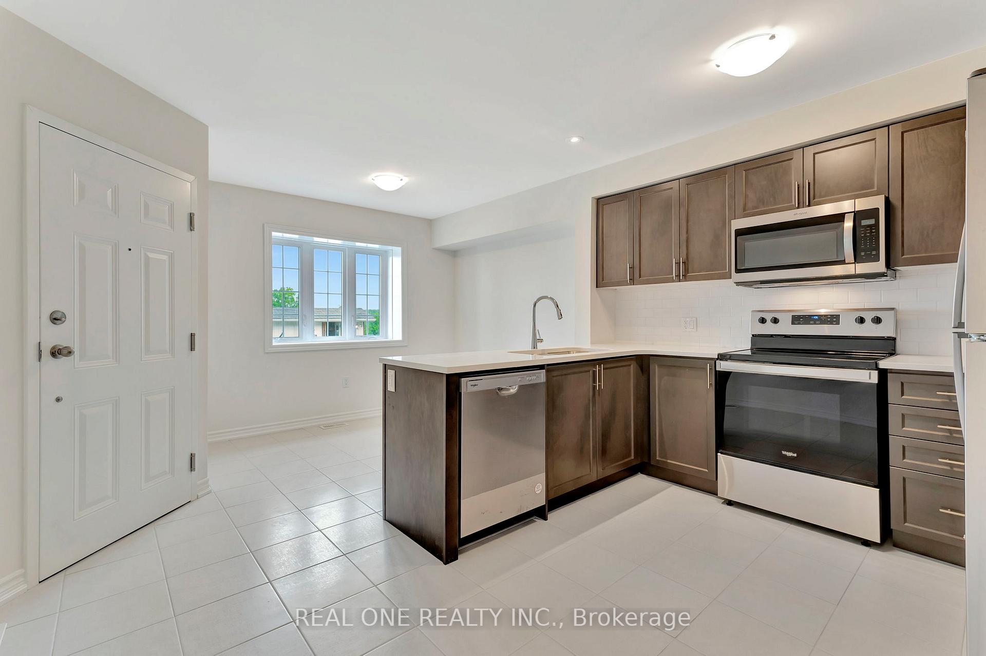 Photo 12 of Unit 26B, 85 Mullin Drive, Guelph, Victoria North — HOMEH