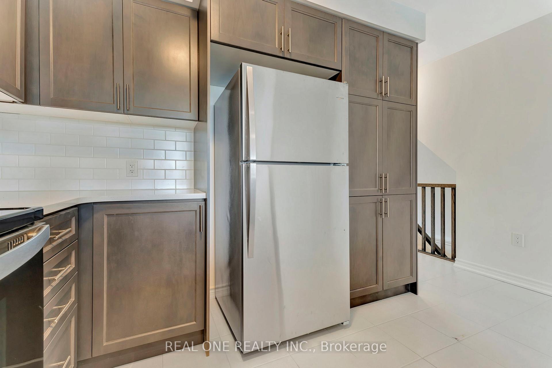 Photo 15 of Unit 26B, 85 Mullin Drive, Guelph, Victoria North — HOMEH