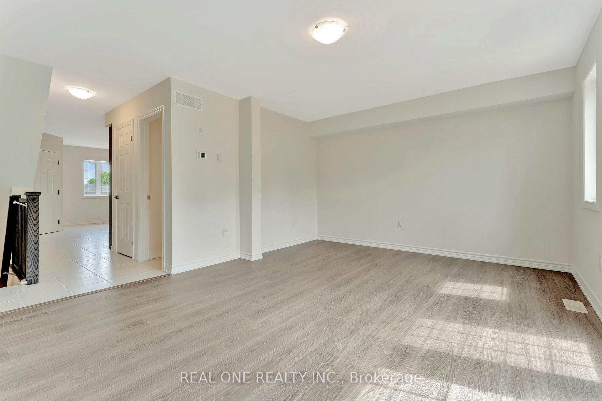 Photo 17 of Unit 26B, 85 Mullin Drive, Guelph, Victoria North — HOMEH