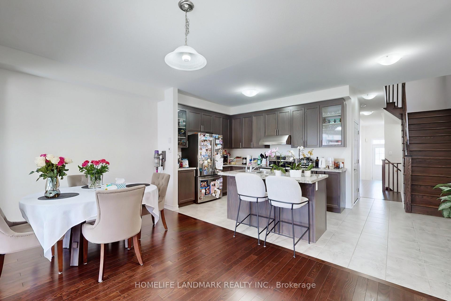 Photo 7 of 390 Chouinard Way, Aurora, Rural Aurora — HOMEH