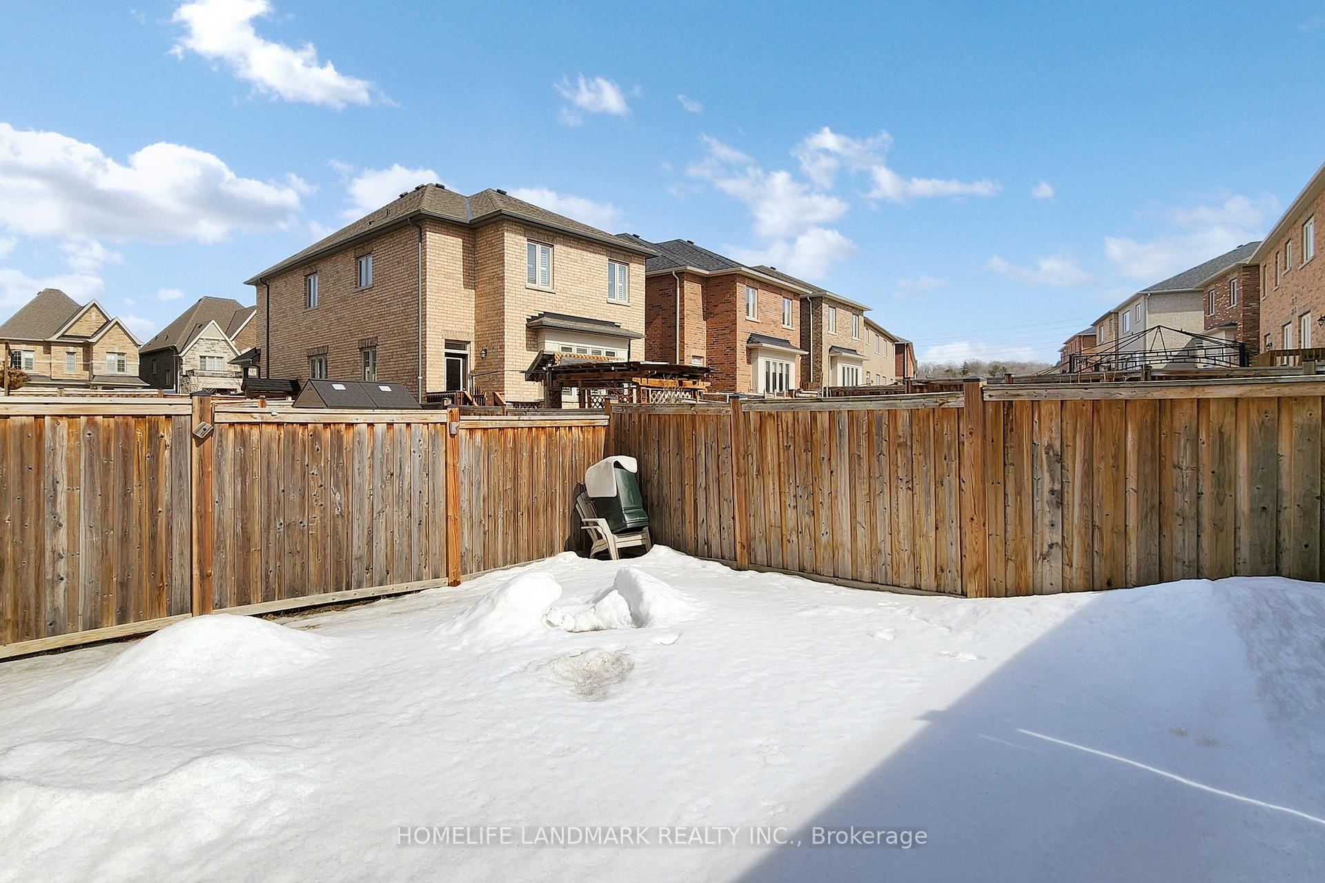 Photo 37 of 390 Chouinard Way, Aurora, Rural Aurora — HOMEH