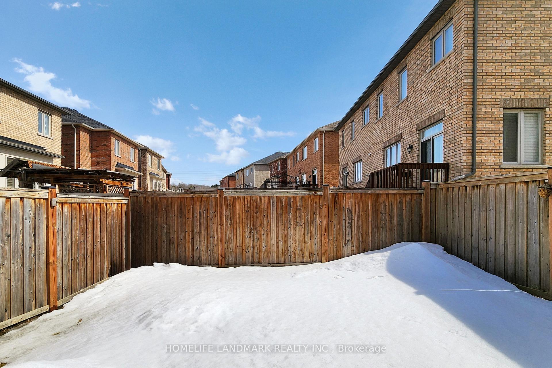 Photo 40 of 390 Chouinard Way, Aurora, Rural Aurora — HOMEH