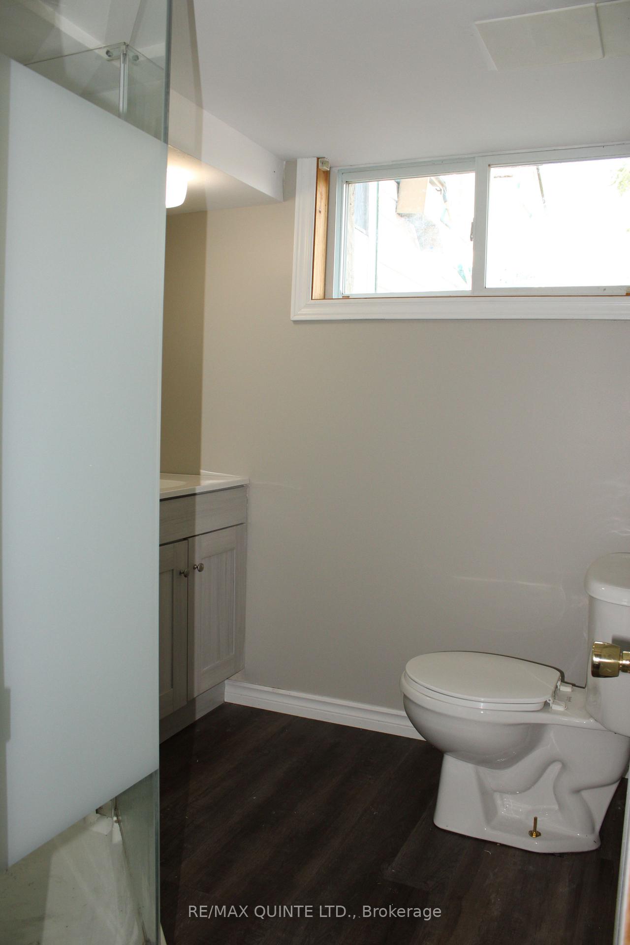 Photo 10 of 34 North Park Gardens, Belleville, Belleville Ward — HOMEH