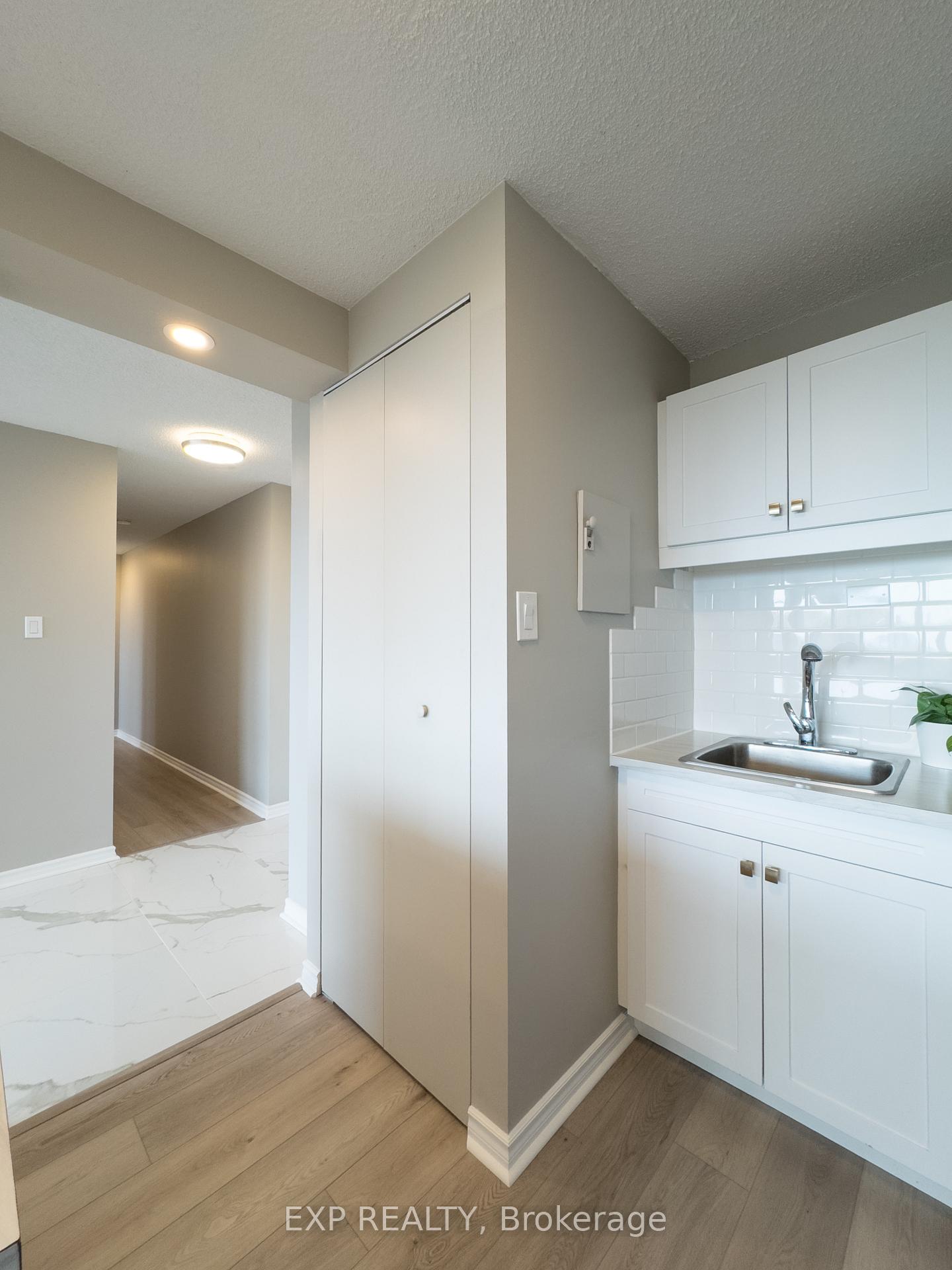 Photo 18 of Unit 808, 1285 Cahill Drive E, Ottawa, South Keys — HOMEH