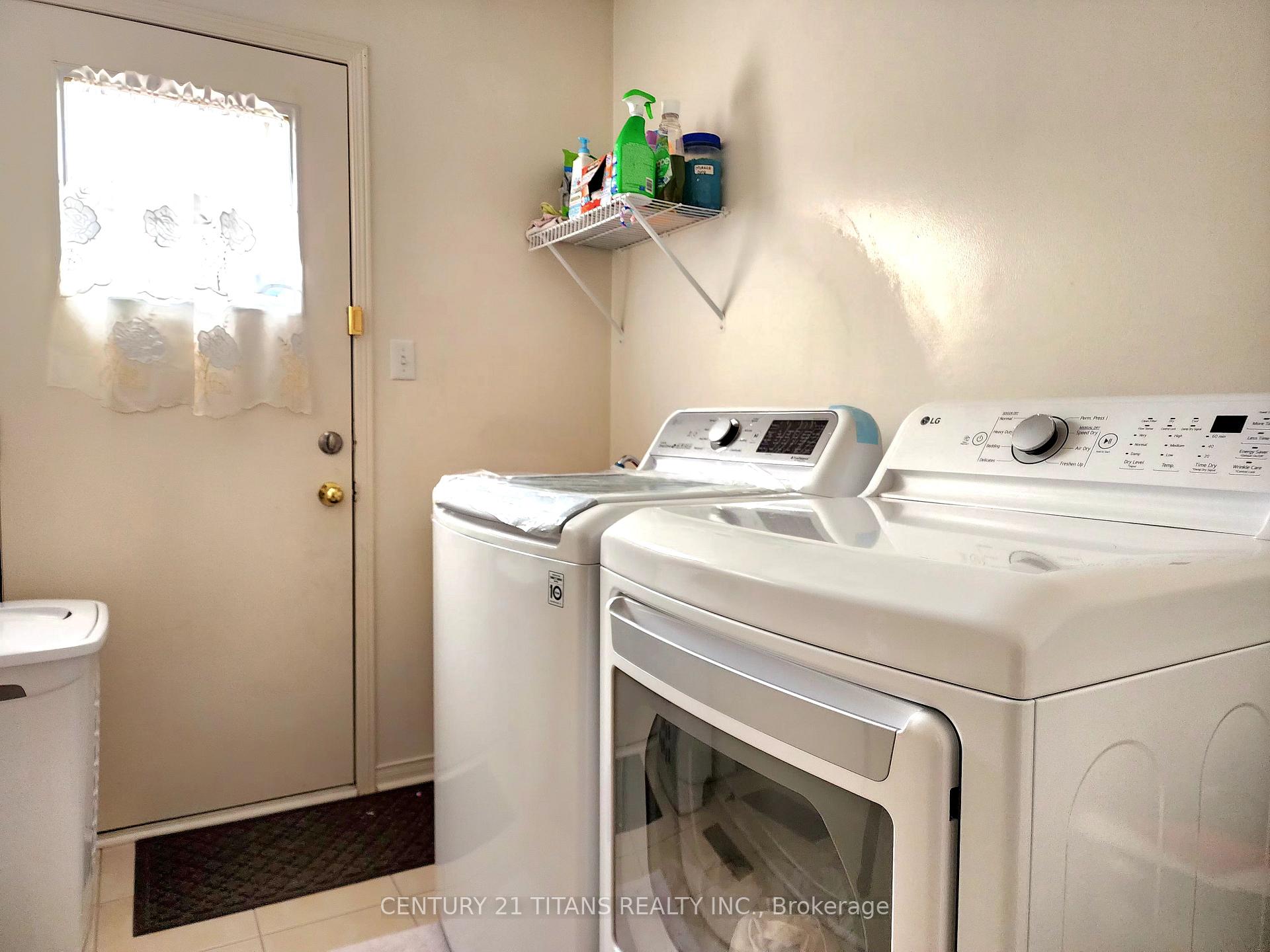 Photo 12 of 84 Greenhalf Drive, Ajax, South East — HOMEH