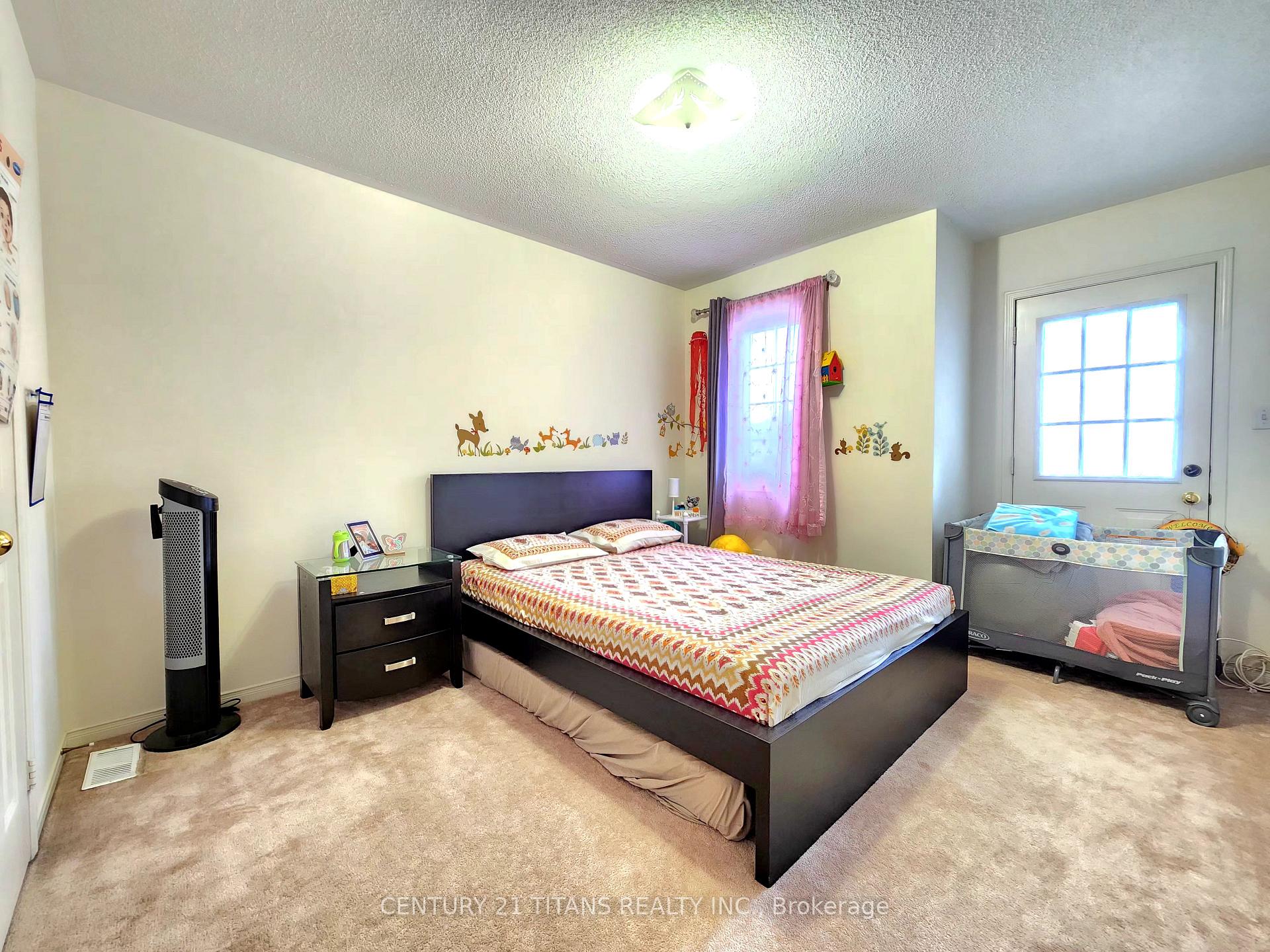 Photo 16 of 84 Greenhalf Drive, Ajax, South East — HOMEH