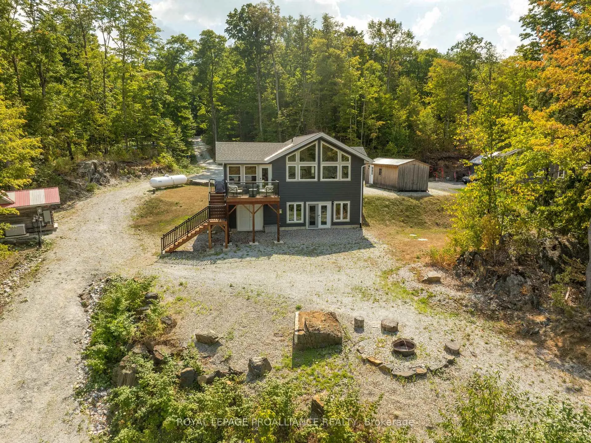 Photo 3 of 1053C Granite Terrace Lane, Frontenac, Frontenac North — HOMEH