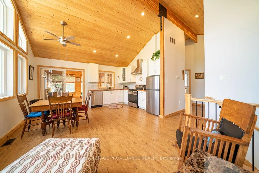 Photo 8 of 1053C Granite Terrace Lane, Frontenac, Frontenac North — HOMEH