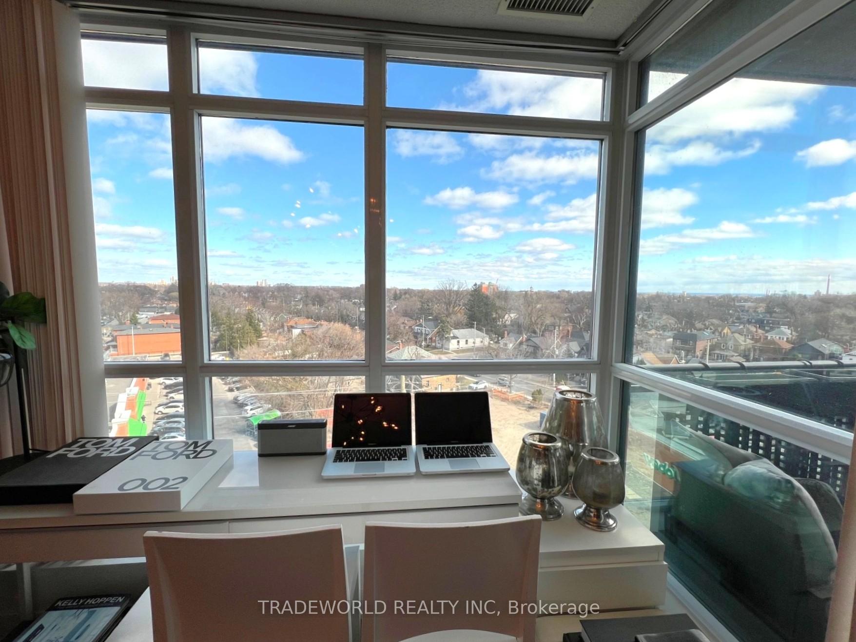 Photo 5 of Unit 804, 1048 Broadview Avenue, Toronto, Broadview North — HOMEH