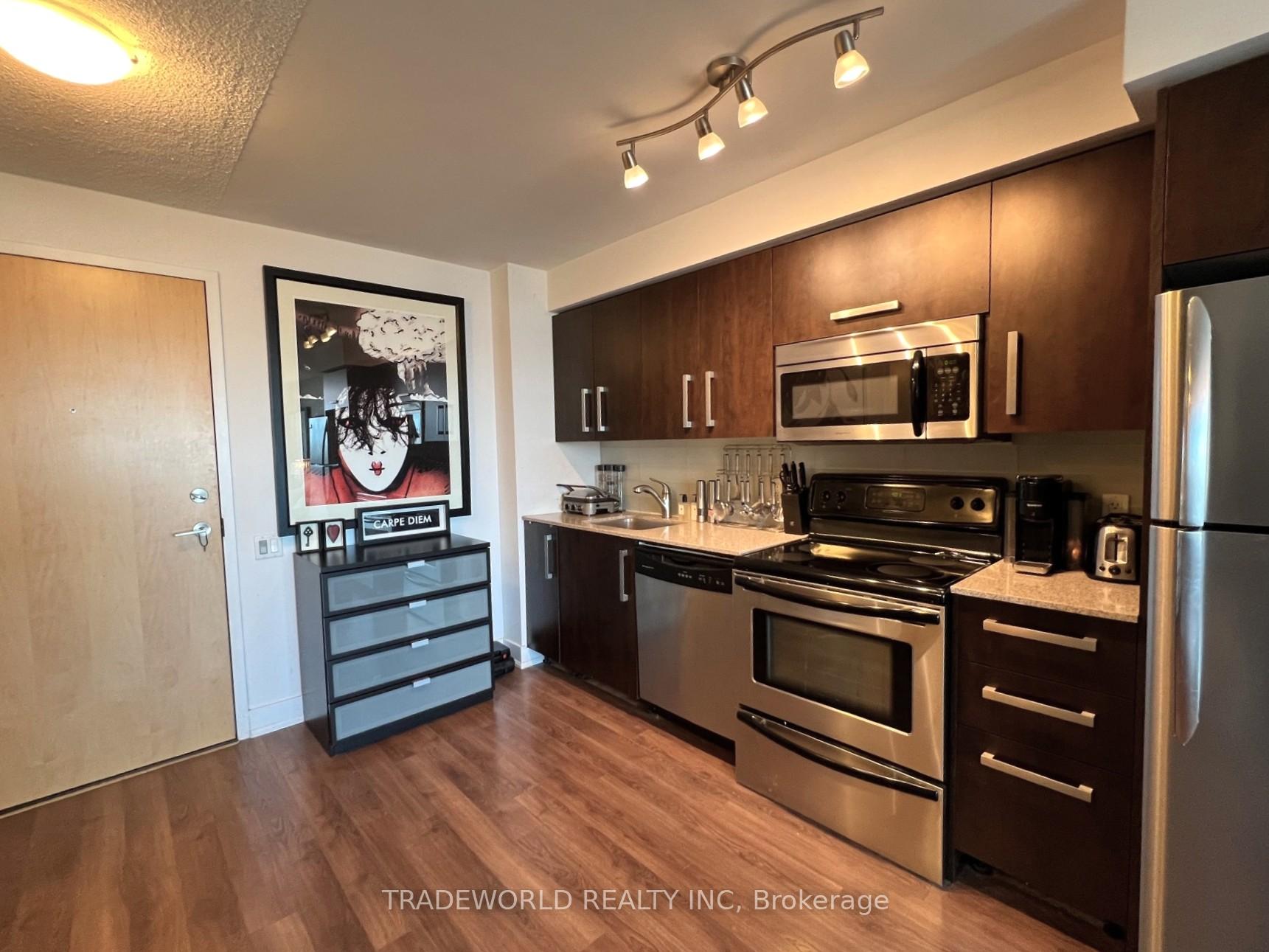 Photo 8 of Unit 804, 1048 Broadview Avenue, Toronto, Broadview North — HOMEH