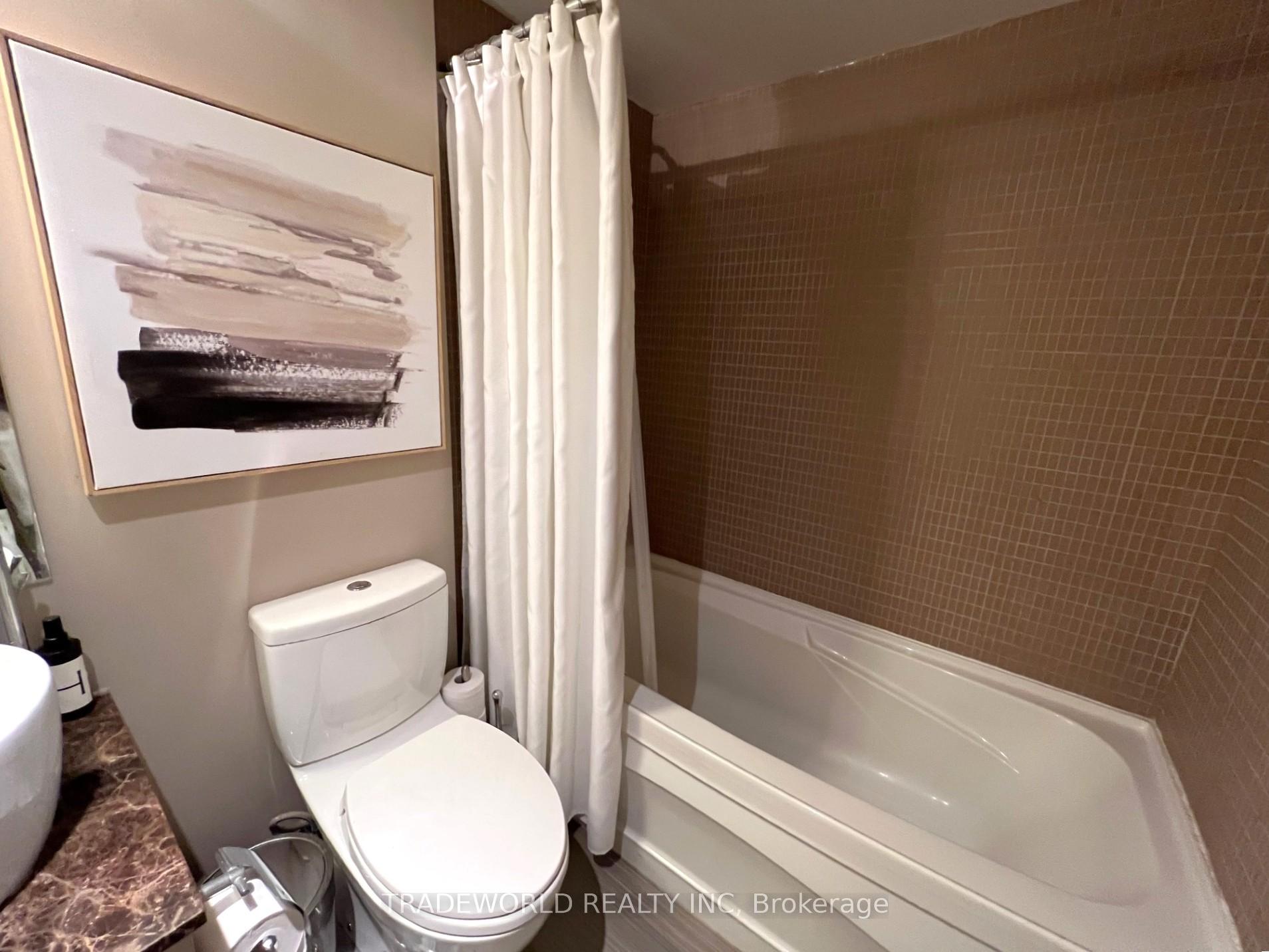 Photo 13 of Unit 804, 1048 Broadview Avenue, Toronto, Broadview North — HOMEH