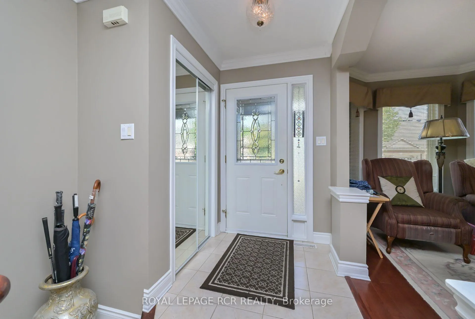 Photo 3 of 11 Montebello Terrace, New Tecumseth, Alliston — HOMEH