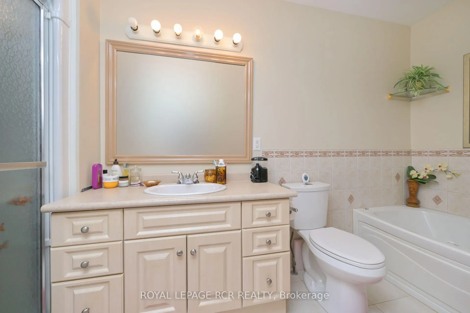 Photo 17 of 11 Montebello Terrace, New Tecumseth, Alliston — HOMEH
