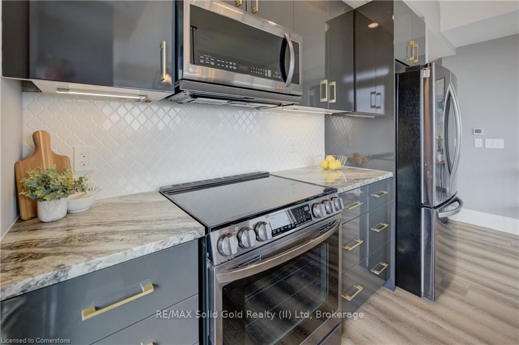 Photo 16 of Unit 1805, 108 Garment Street, Kitchener — HOMEH